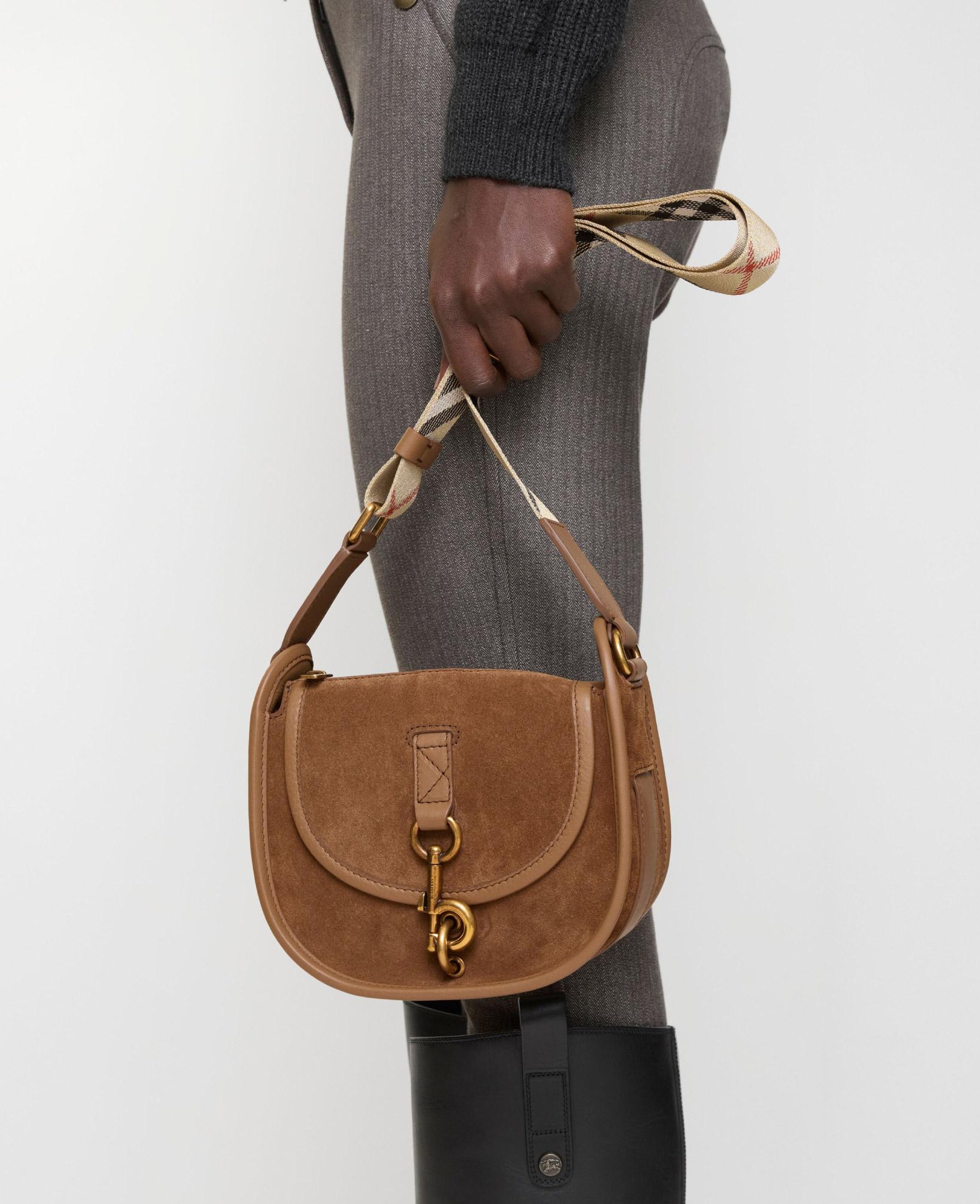 Burberry B Clıp Messenger Kadın Kahverengi Çapraz Çanta