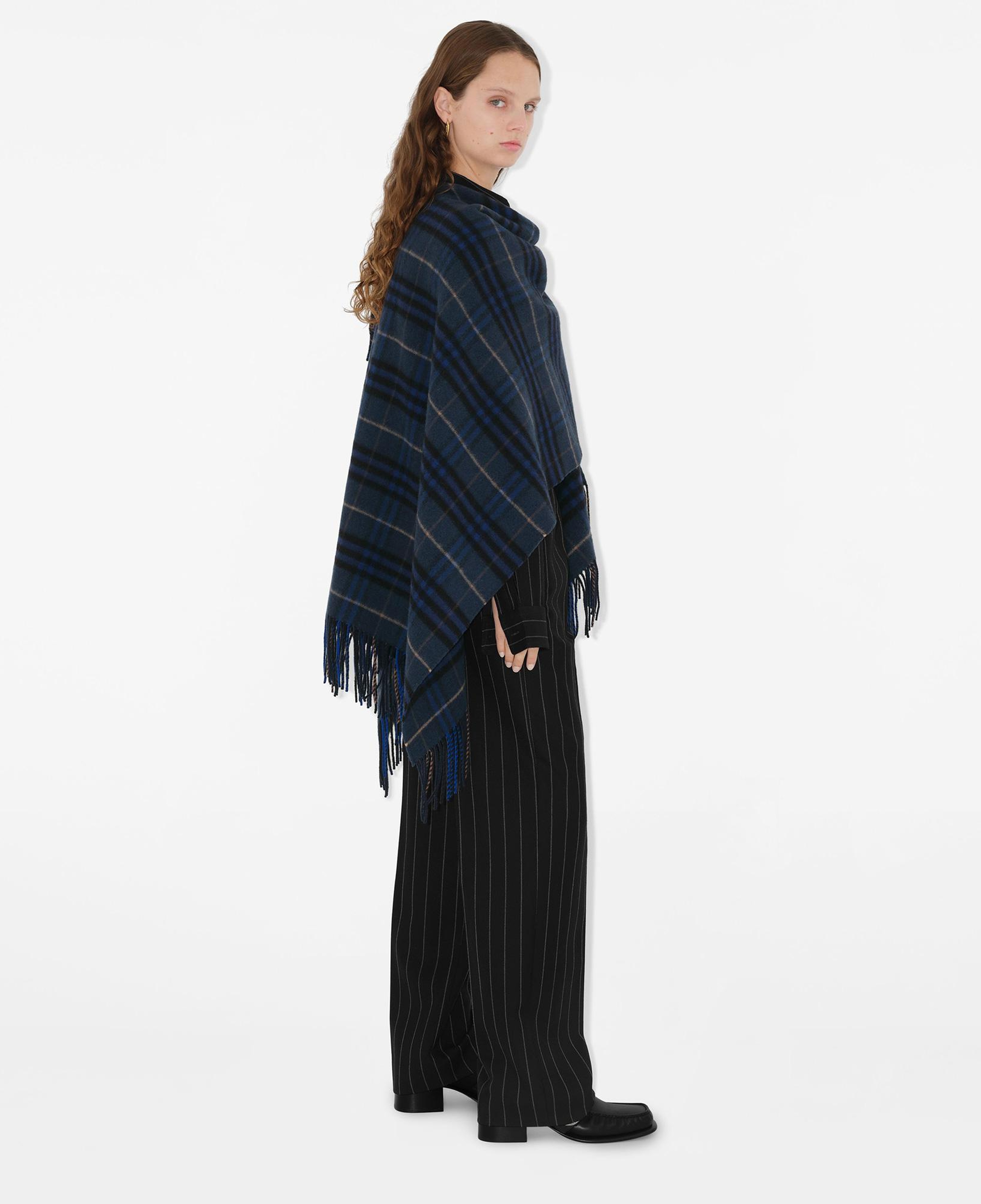 Burberry Charlotte Cape Wool Cashmere Kadın Siyah Panço