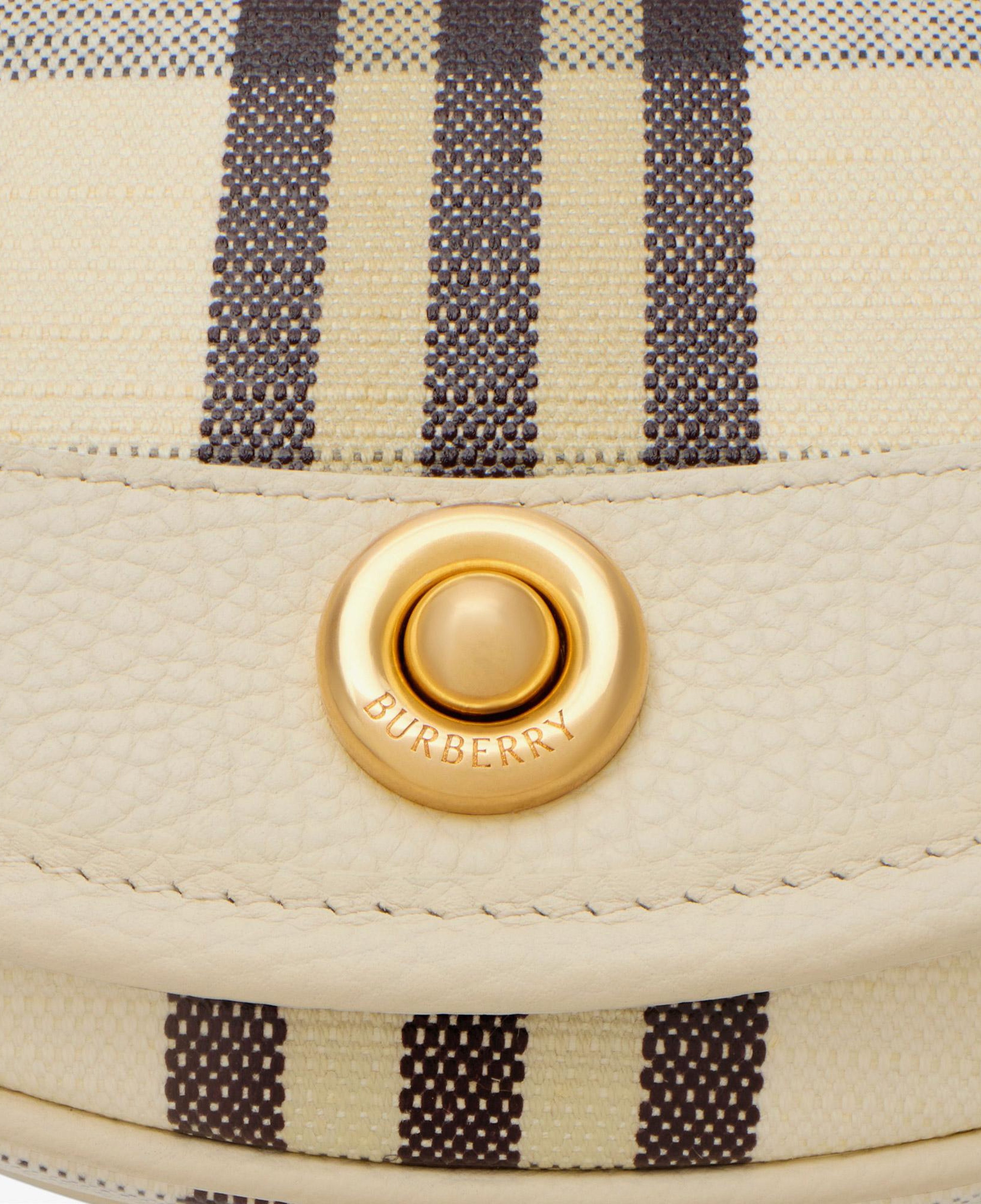 Burberry Highlands Kadın Bej Keten Omuz Çantası