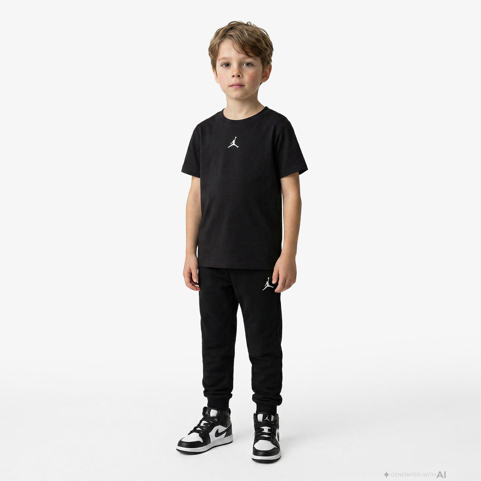 Jordan Sport Core Çocuk Siyah T-Shirt
