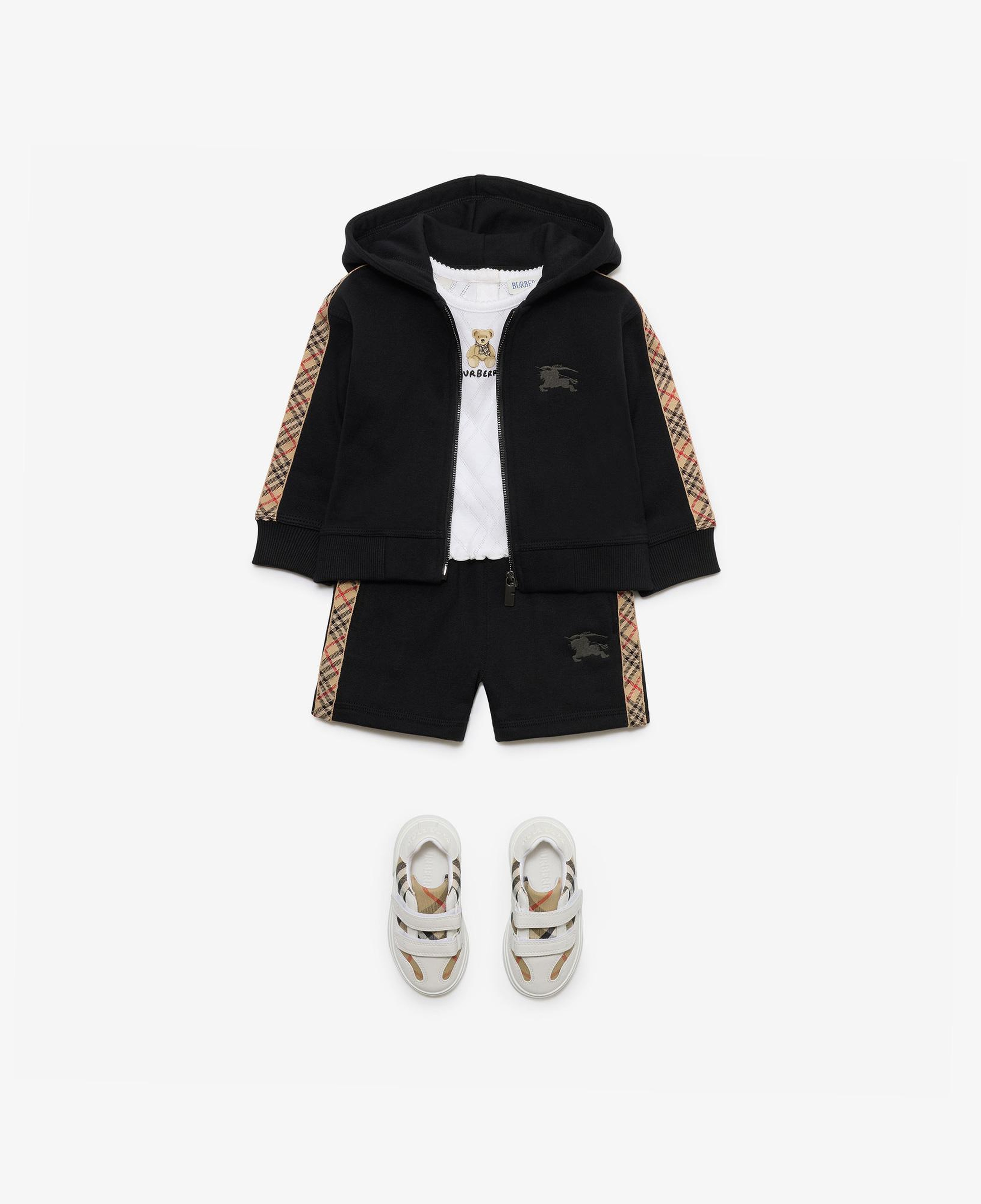 Burberry Benny Check Trim Cotton Çocuk Siyah Şort