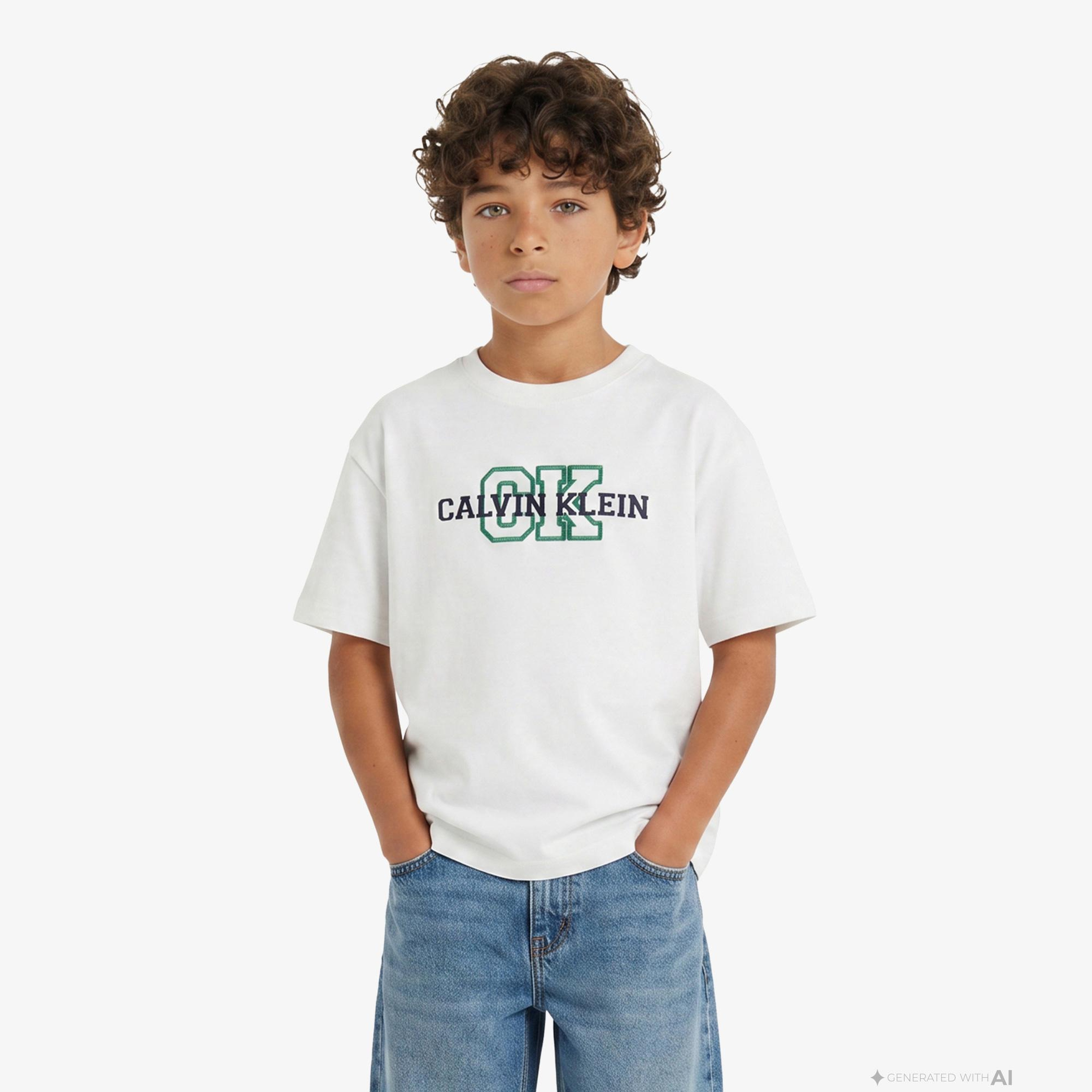 Calvin Klein Varsity Logo Çocuk Beyaz T-Shirt