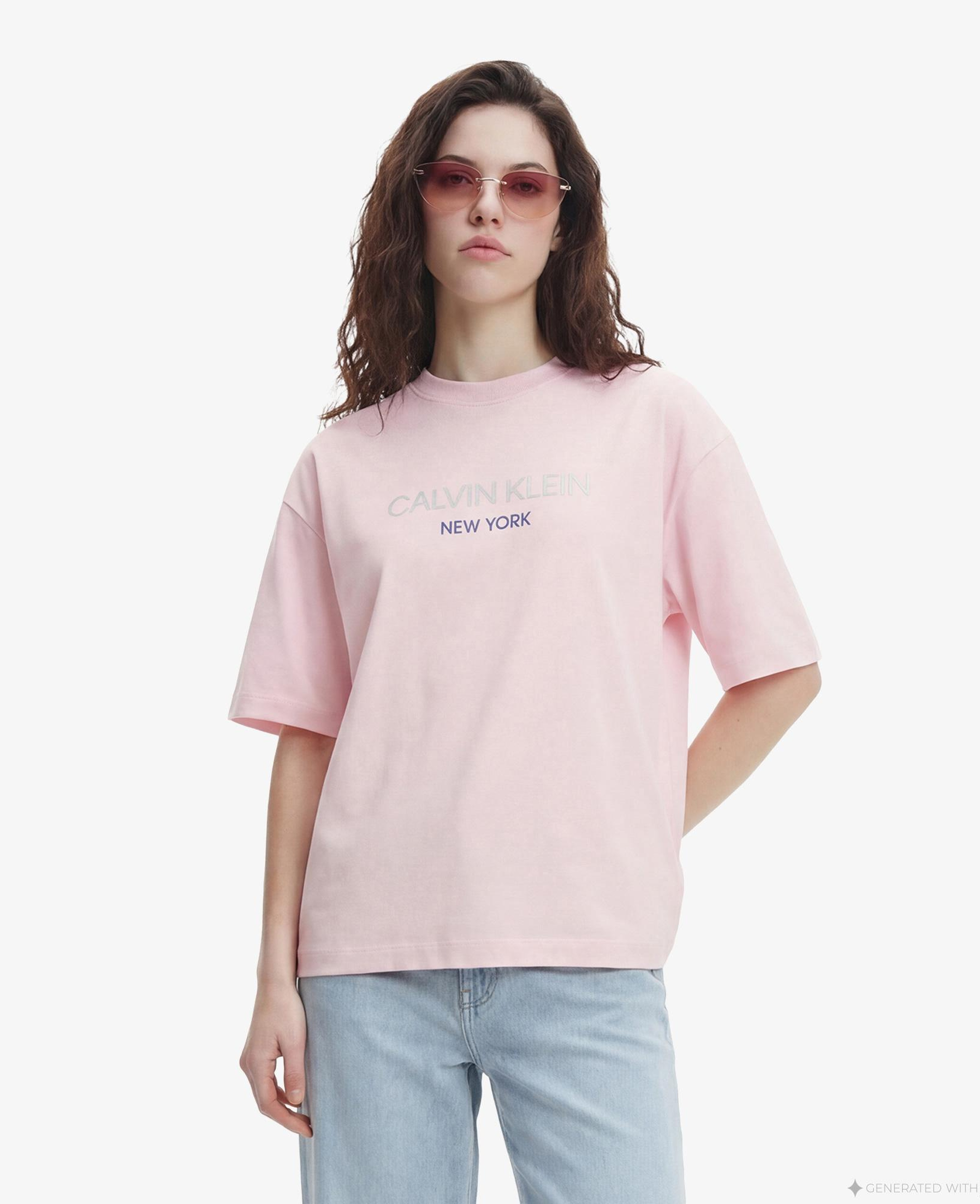 Calvin Klein Relaxed Sequin Logo Kadın Pembe T-Shirt