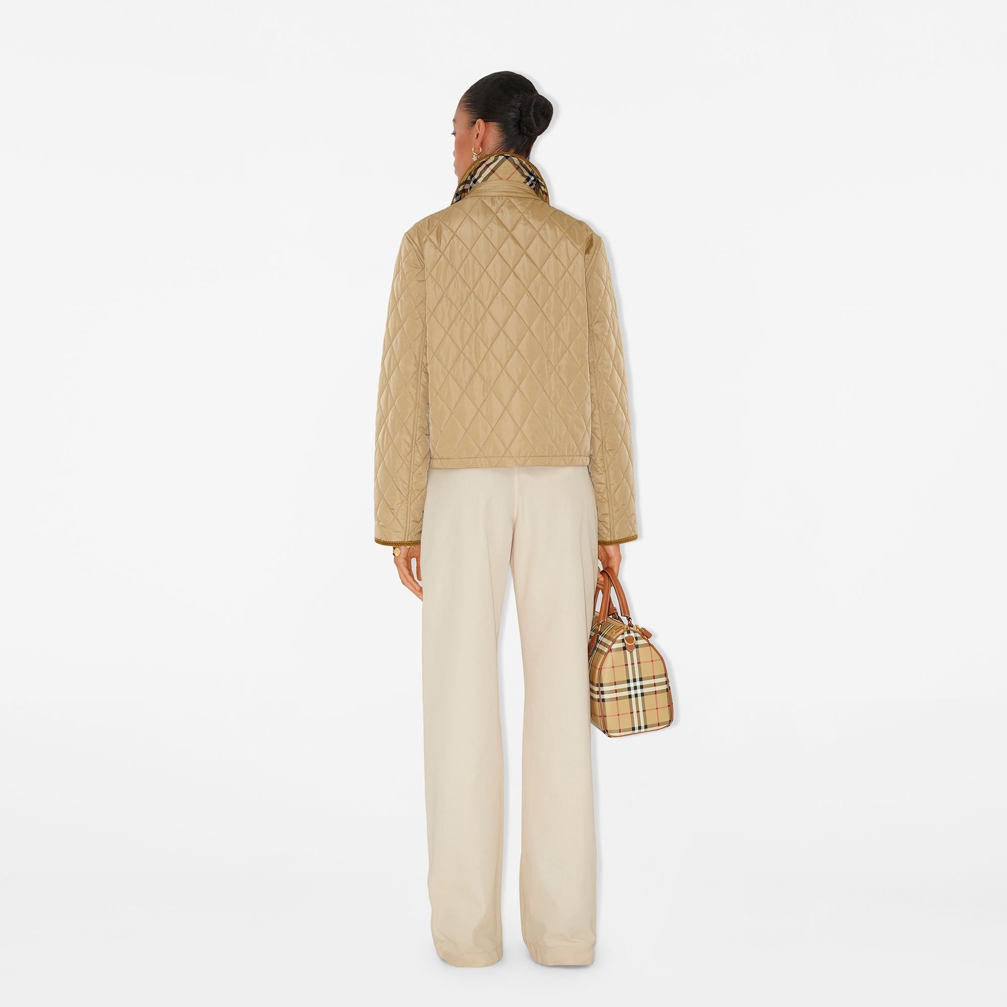 Burberry Kadın Bej Mont