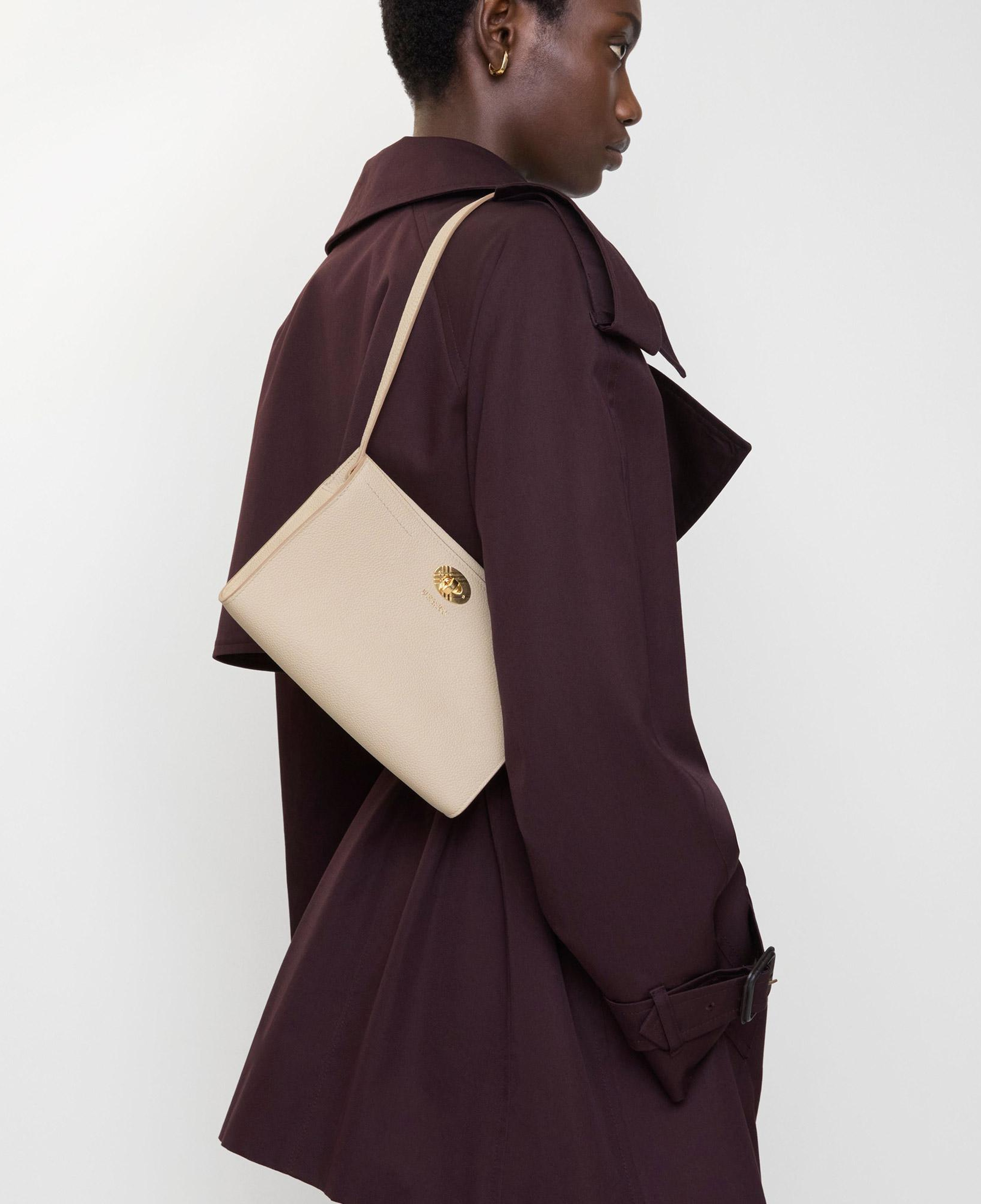 Burberry Cotswolds Pochette Kadın Krem Çanta