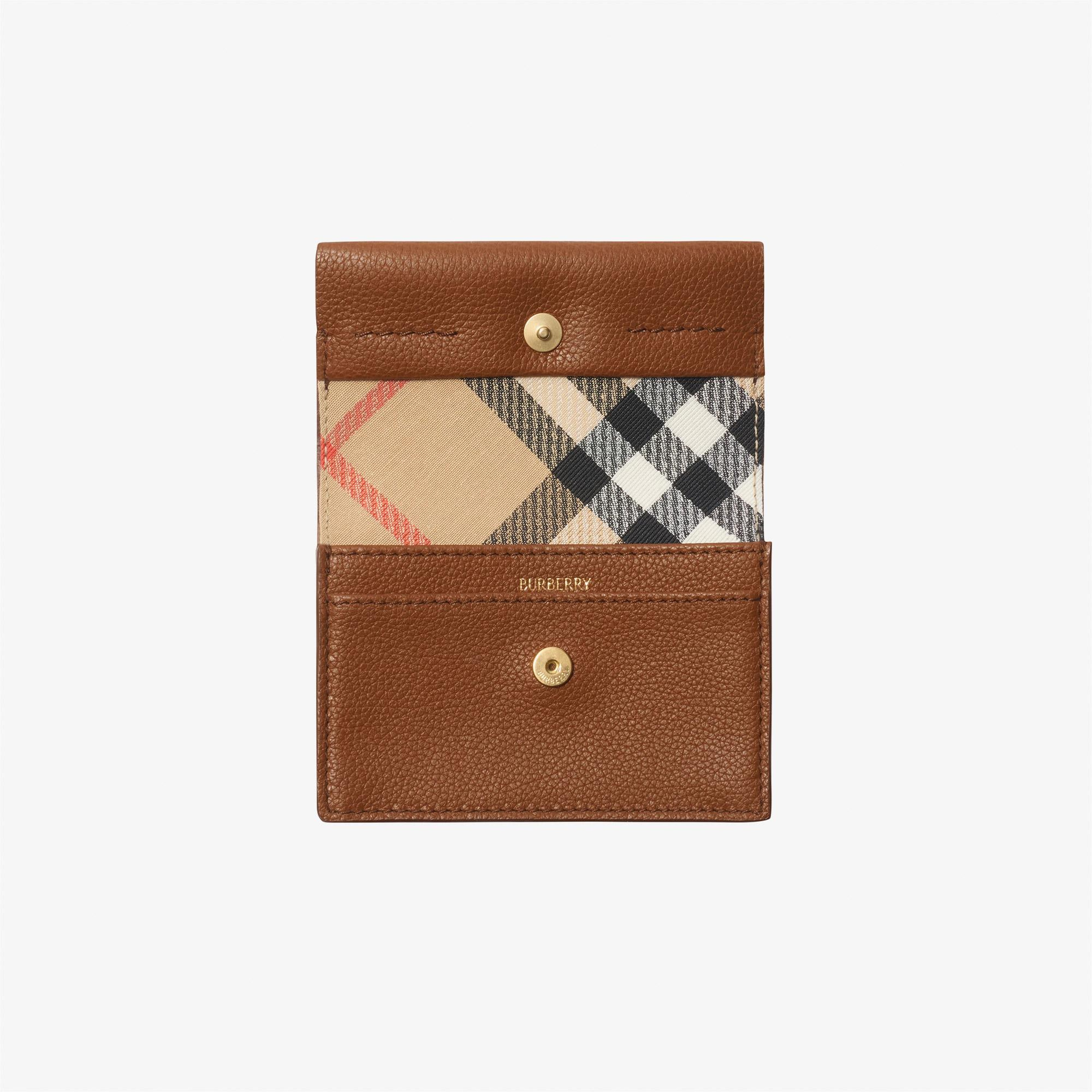 Burberry Cotswolds Flap Kadın Kahverengi Cüzdan