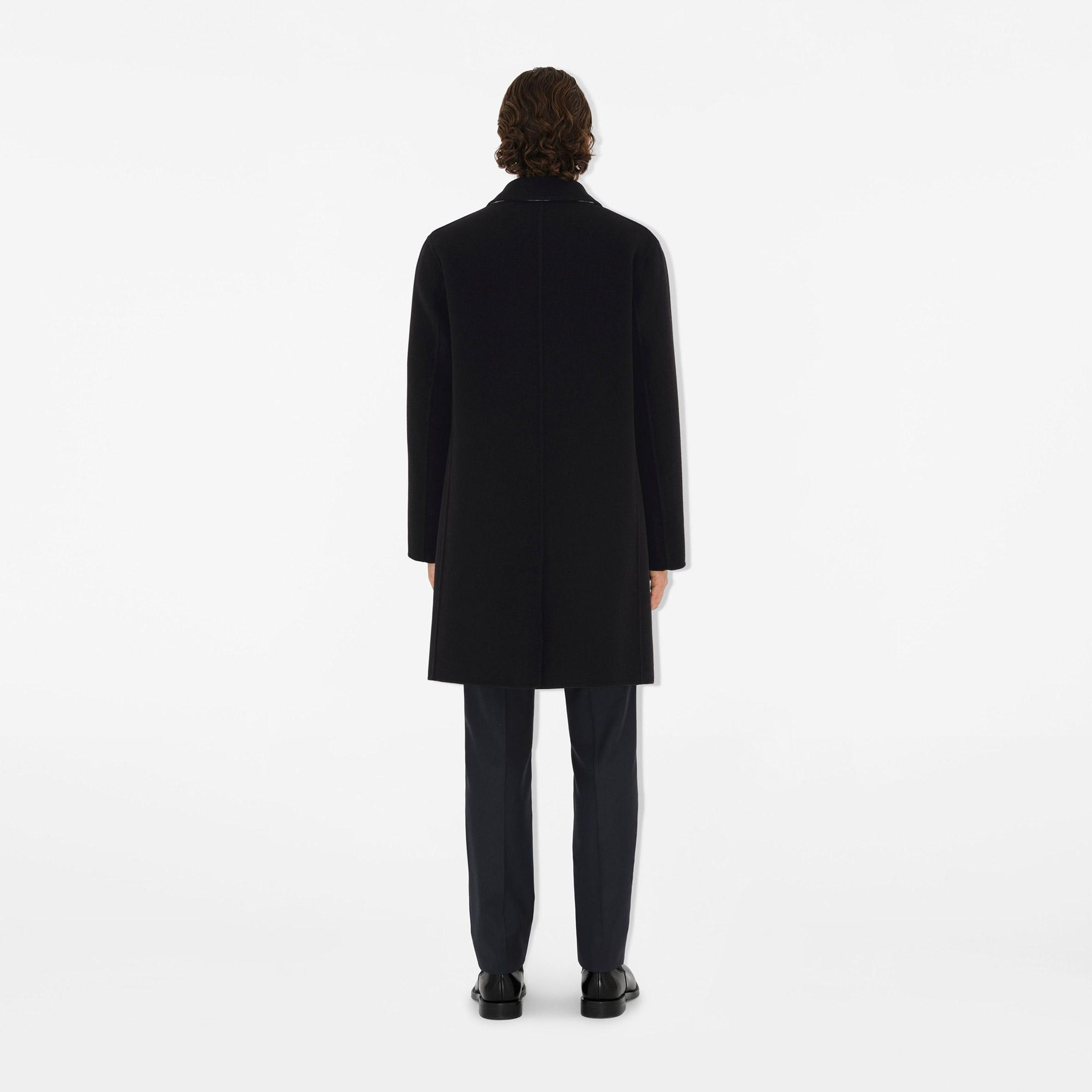 Burberry Worthing Erkek Siyah Kaban