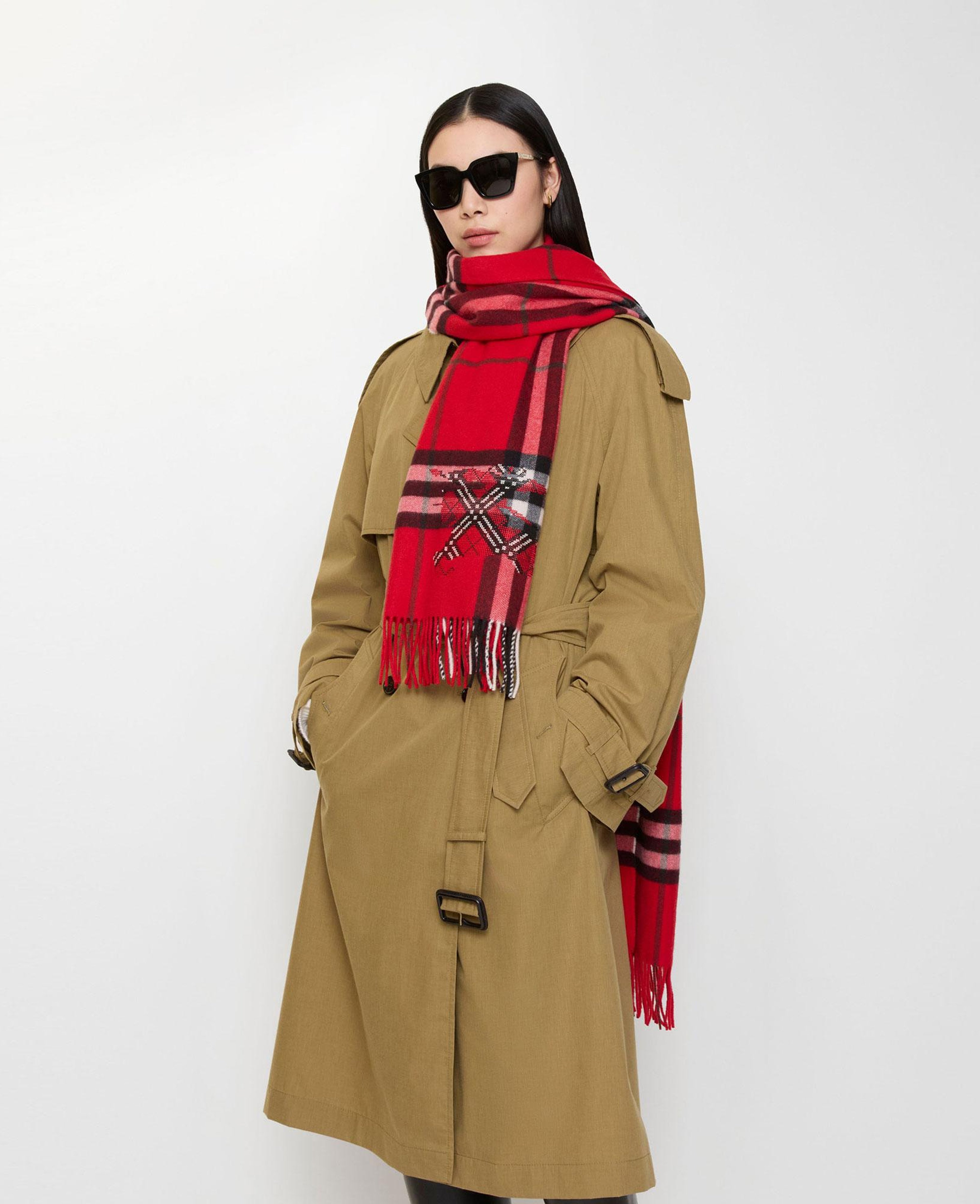 Burberry Check Ekd X Stıtch Kadın Kırmızı Atkı