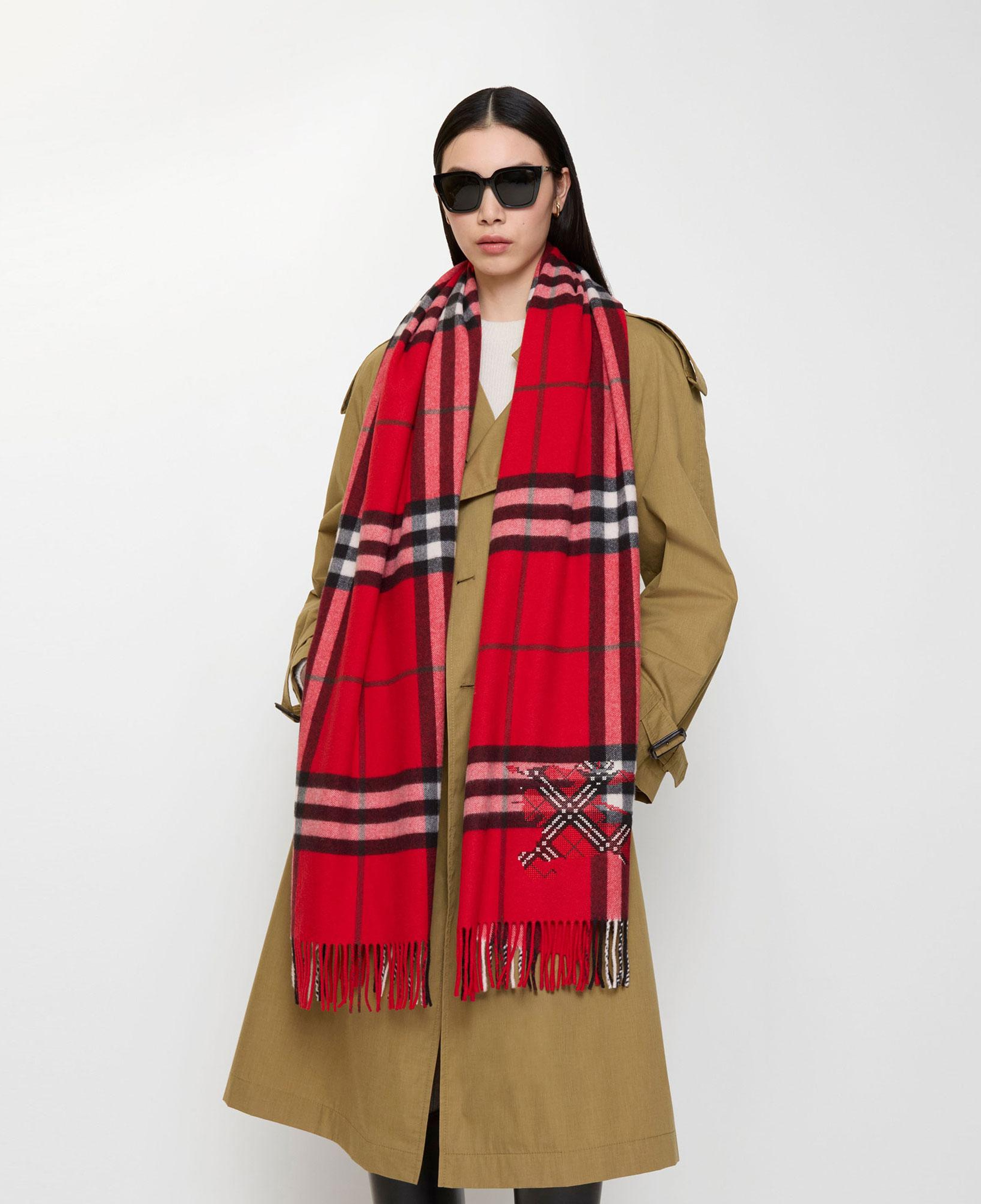 Burberry Check Ekd X Stıtch Kadın Kırmızı Atkı