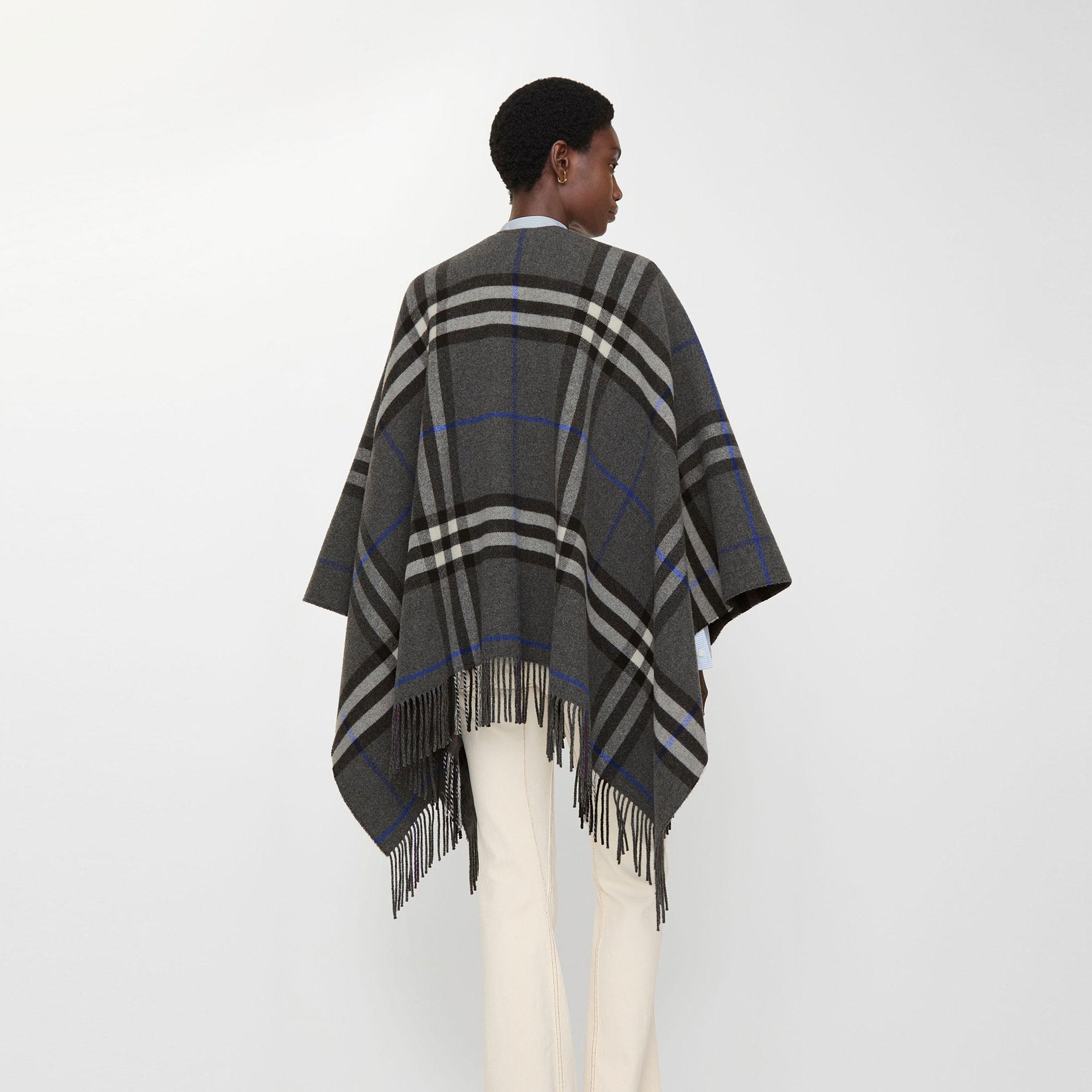 Burberry Double Check Kadın Gri Panço