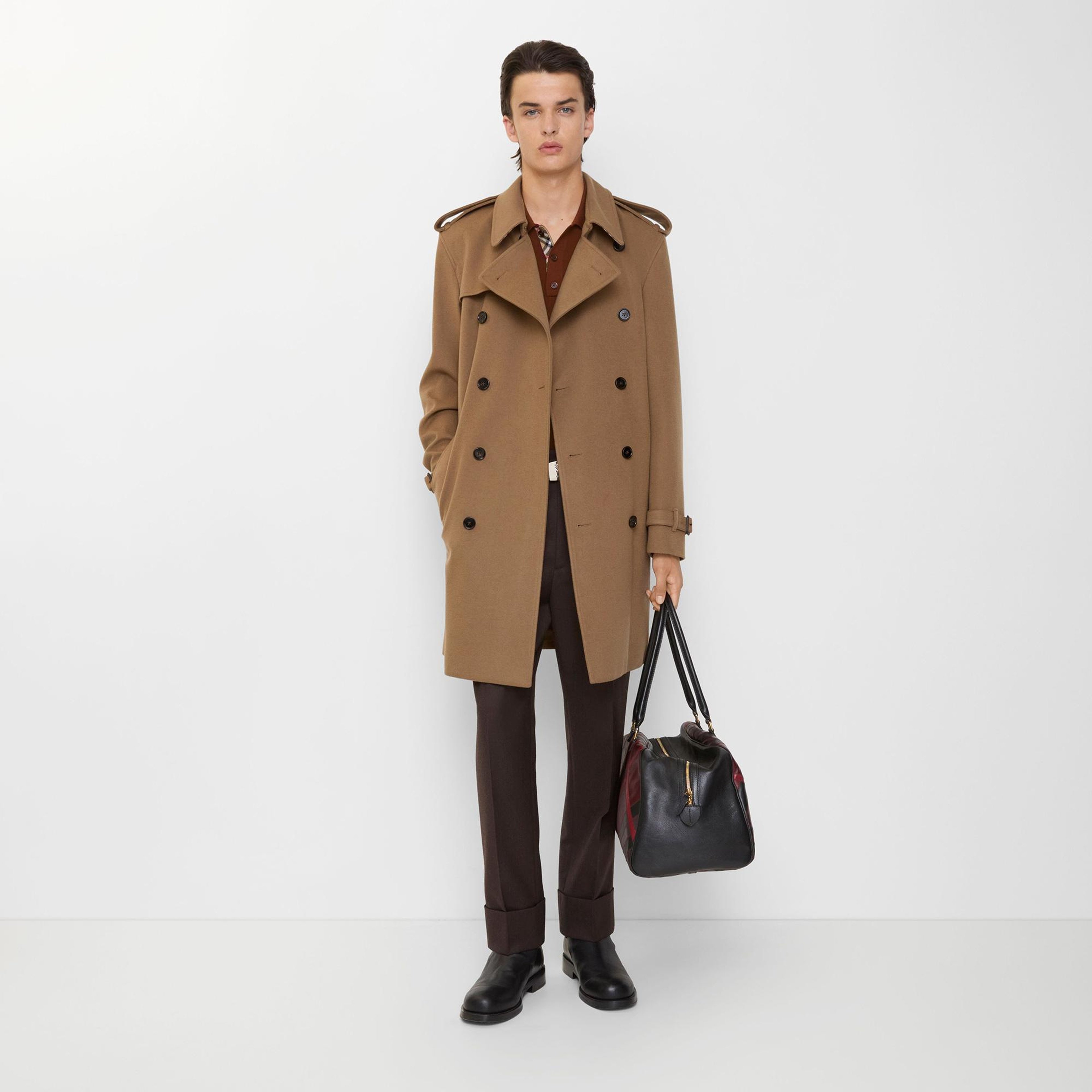 Burberry Hastings Erkek Bej Kaban
