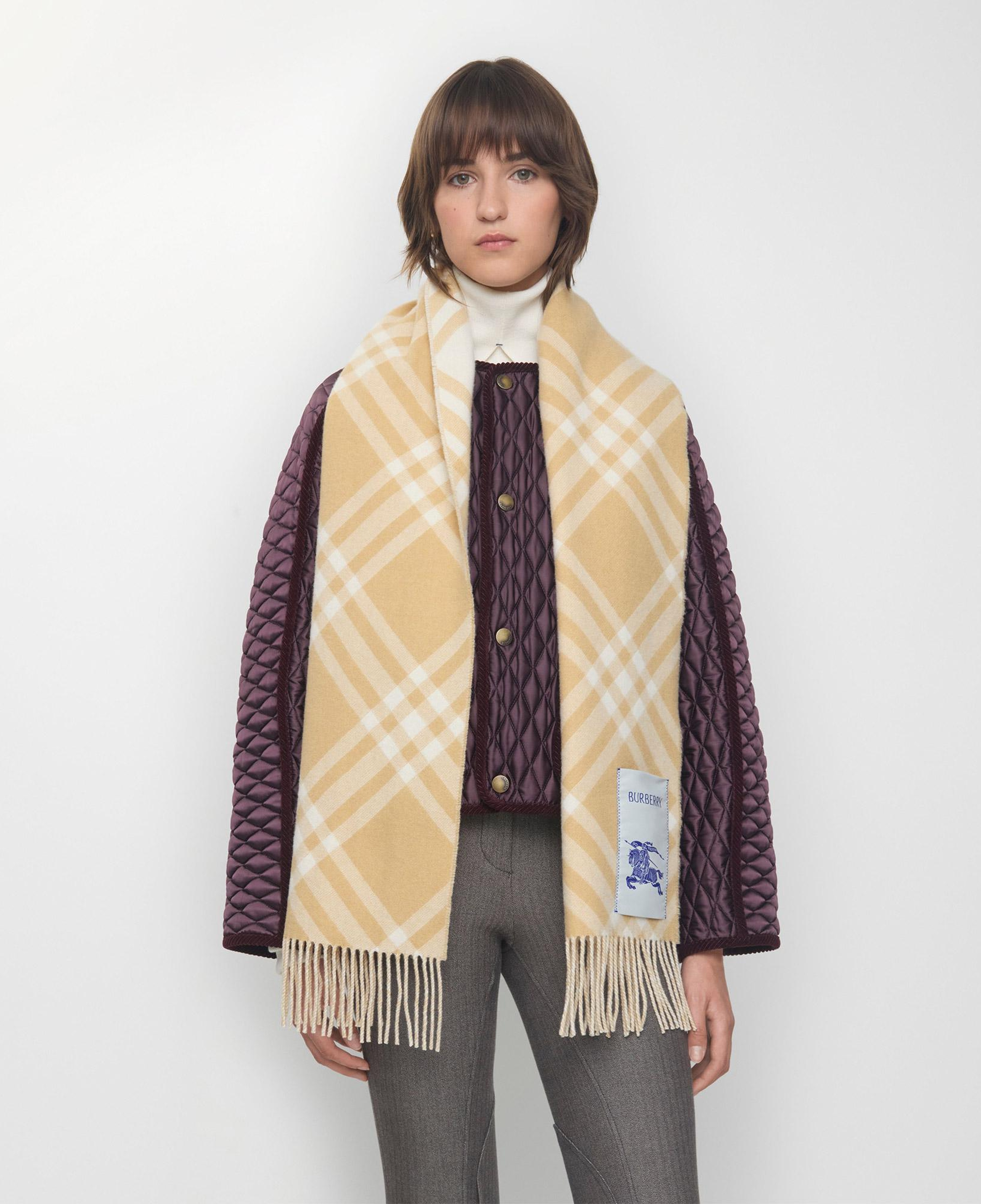 Burberry Tbar Bias Kadın Bej Atkı
