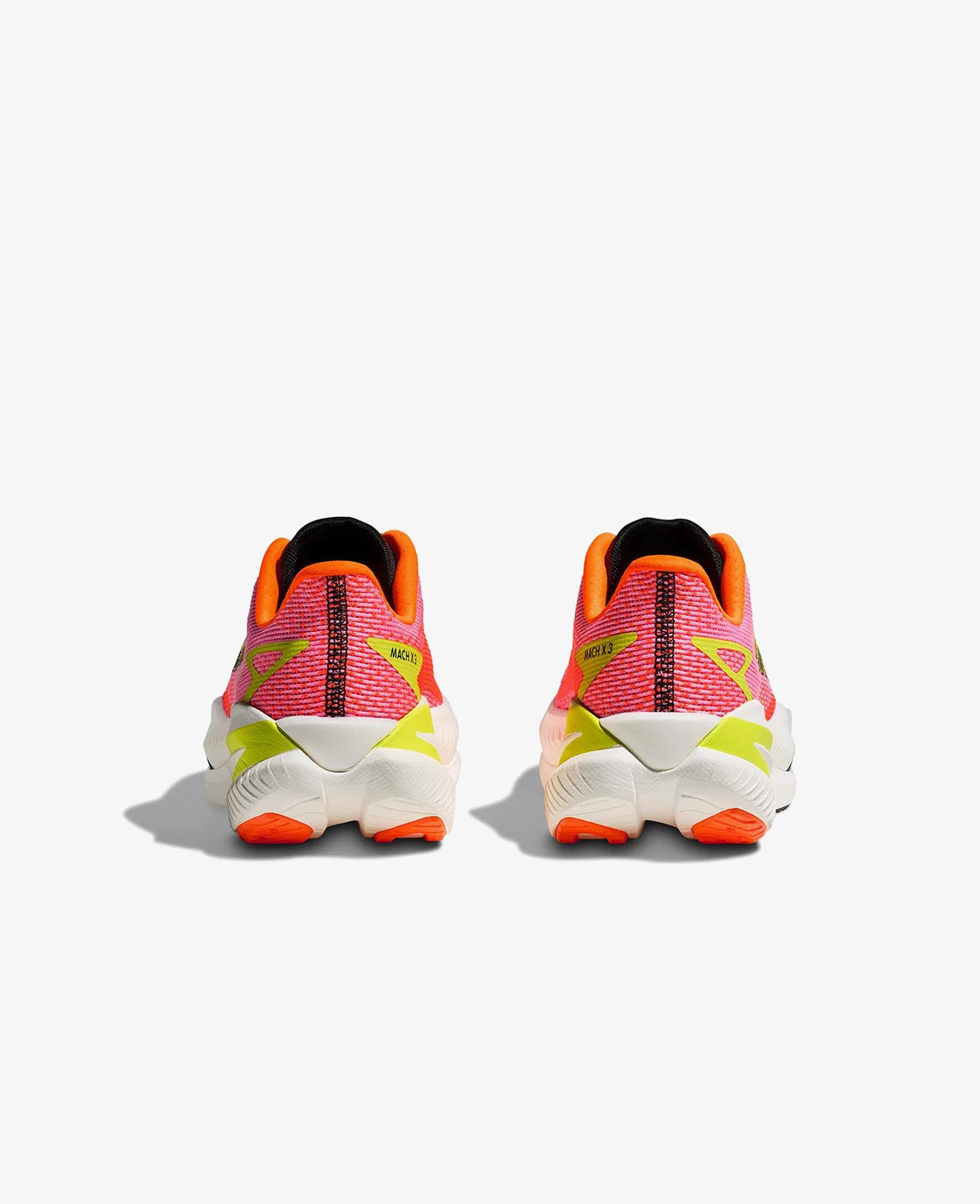 Hoka Mach X 3 Kadın Pembe Yol Koşusu Ayakkabısı