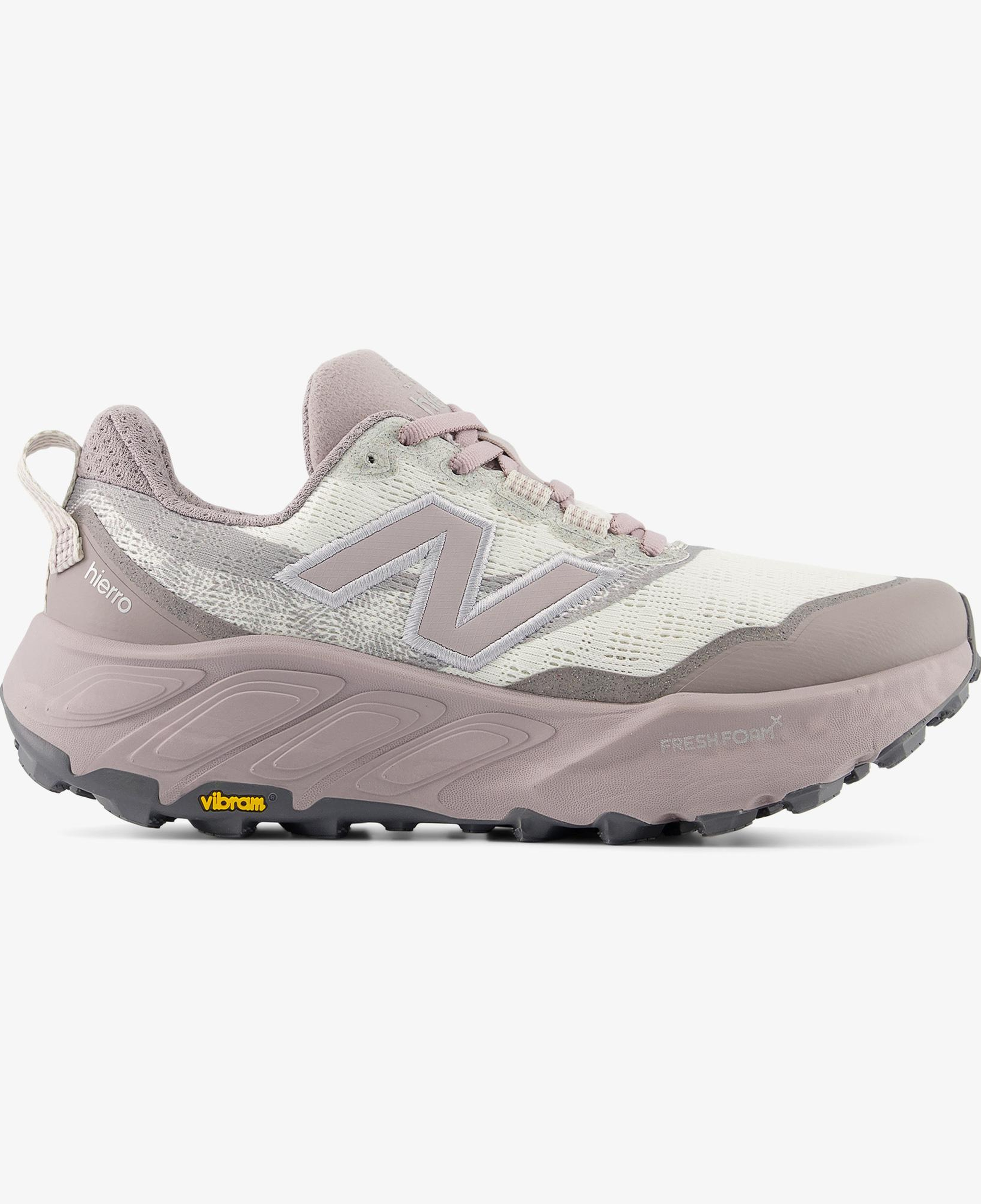 New Balance HIERRO Kadın Beyaz Koşu Ayakkabısı