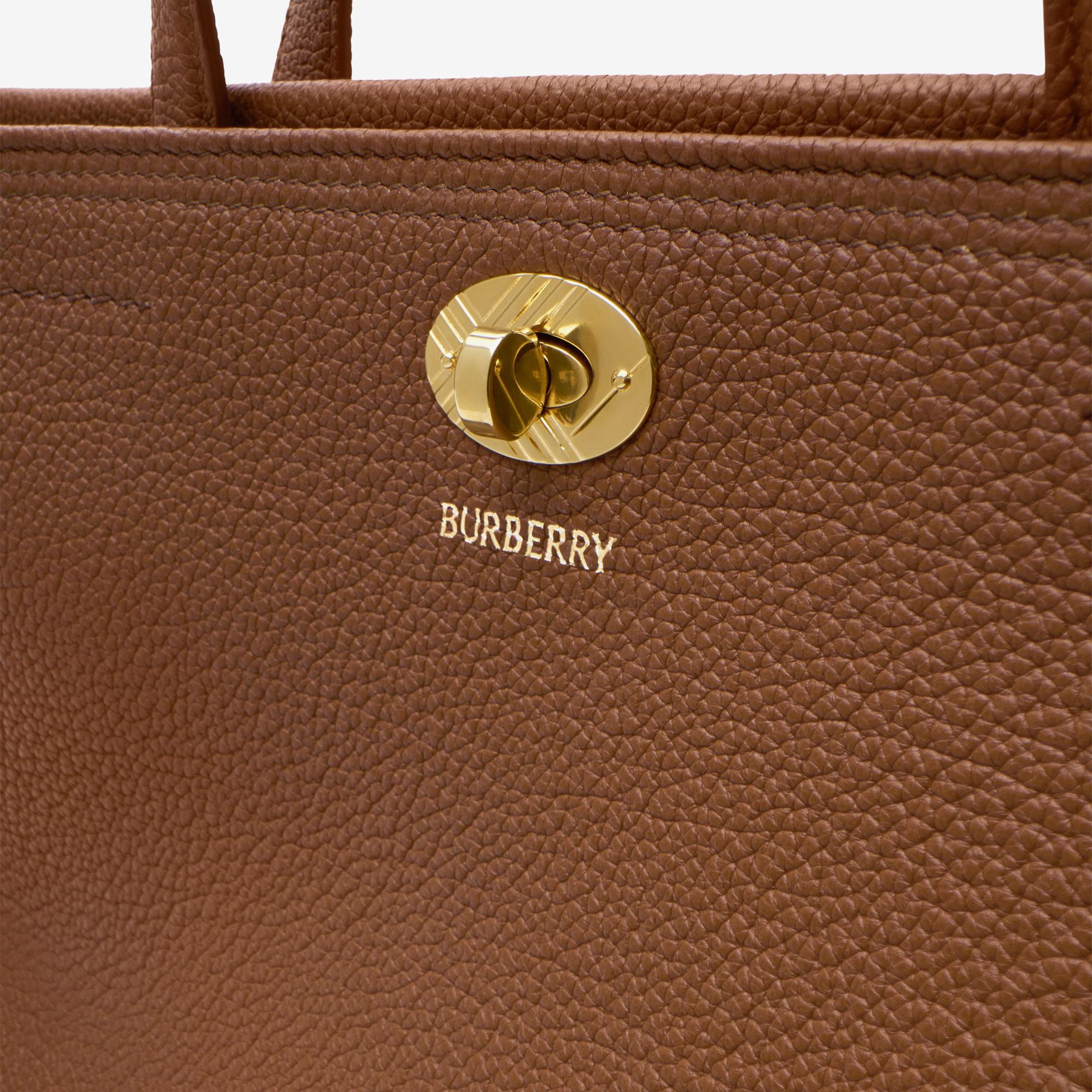Burberry Small Cotswolds Tote Kadın Kahverengi Omuz Çantası