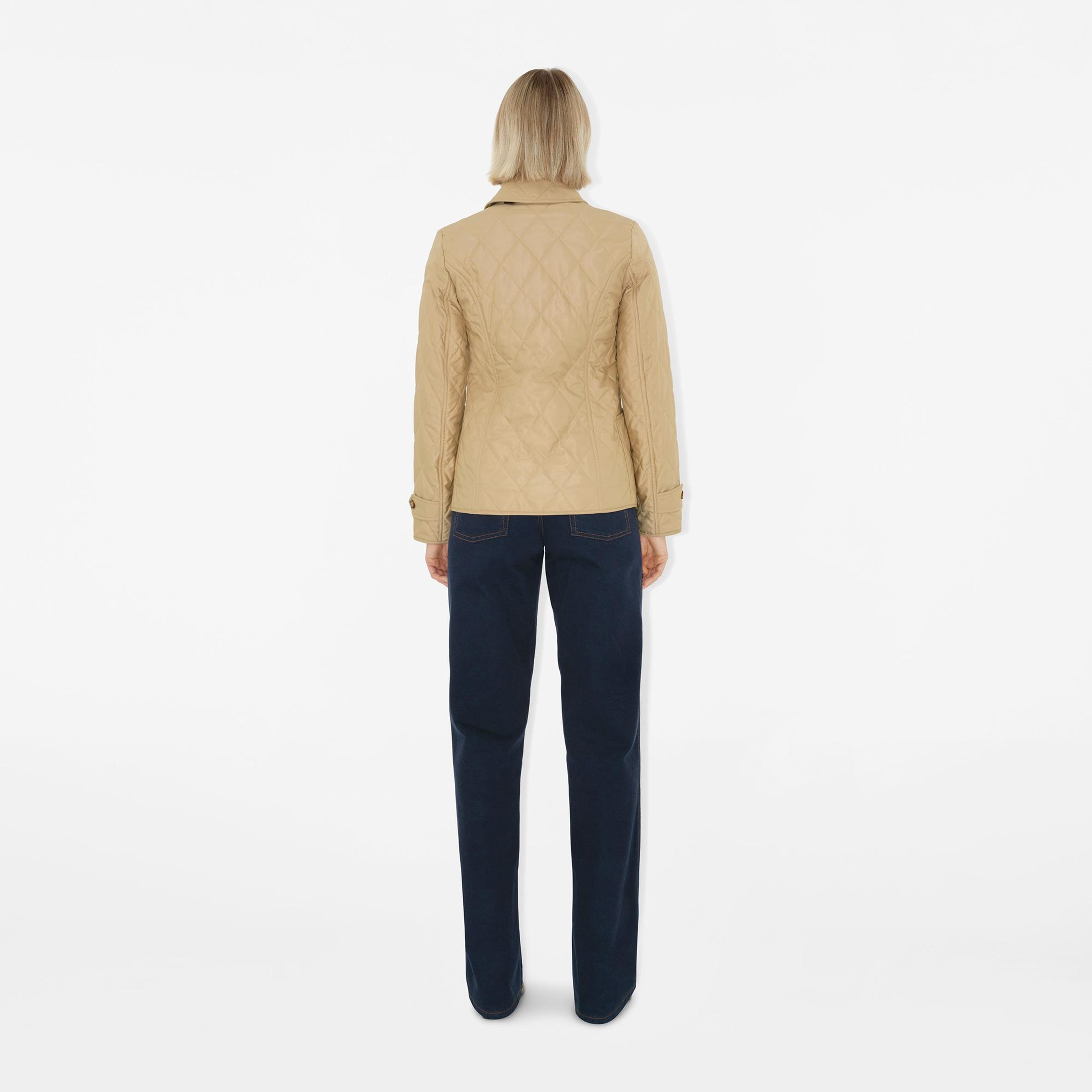Burberry Fernleigh Kadın Beyaz Mont