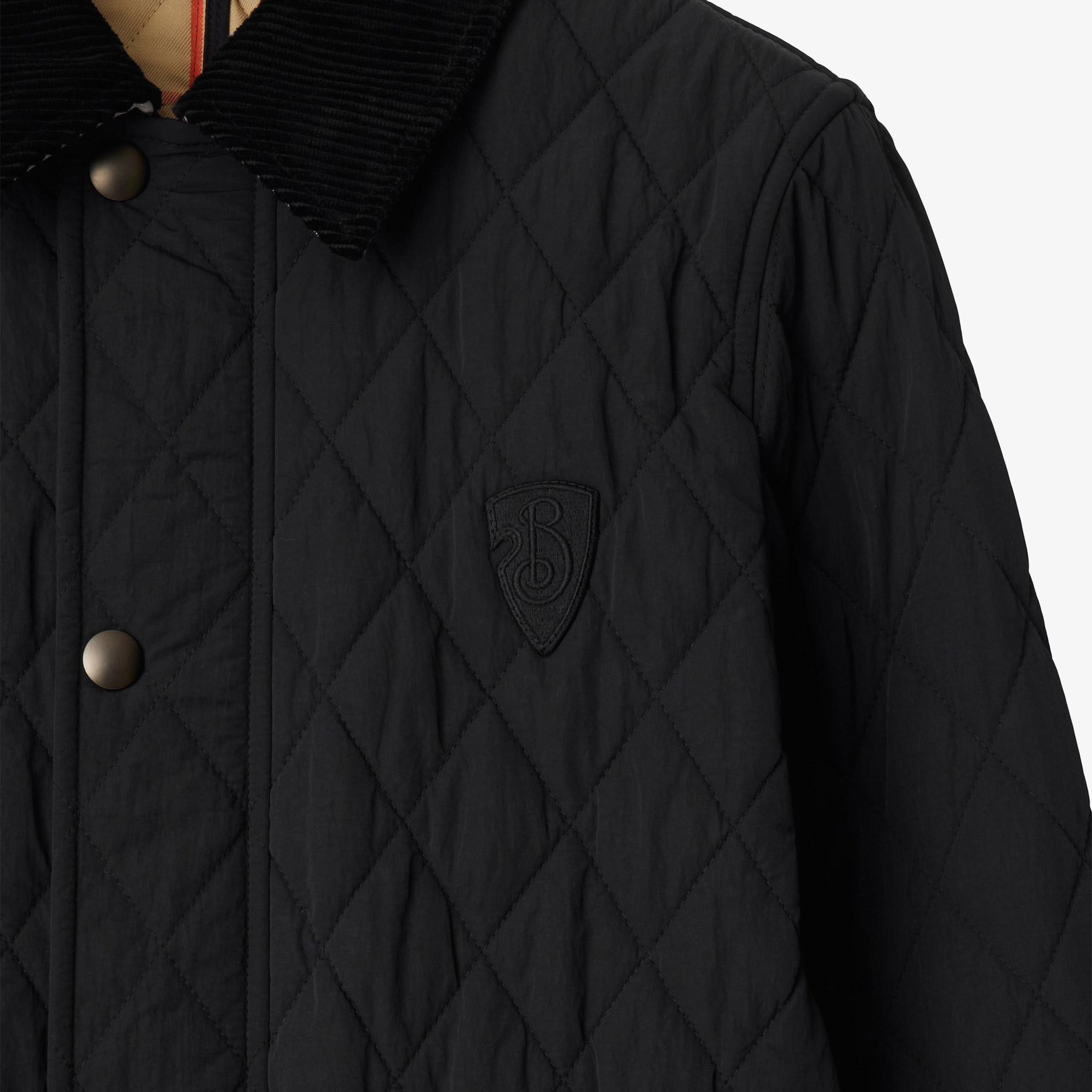 Burberry Kadın Siyah Mont