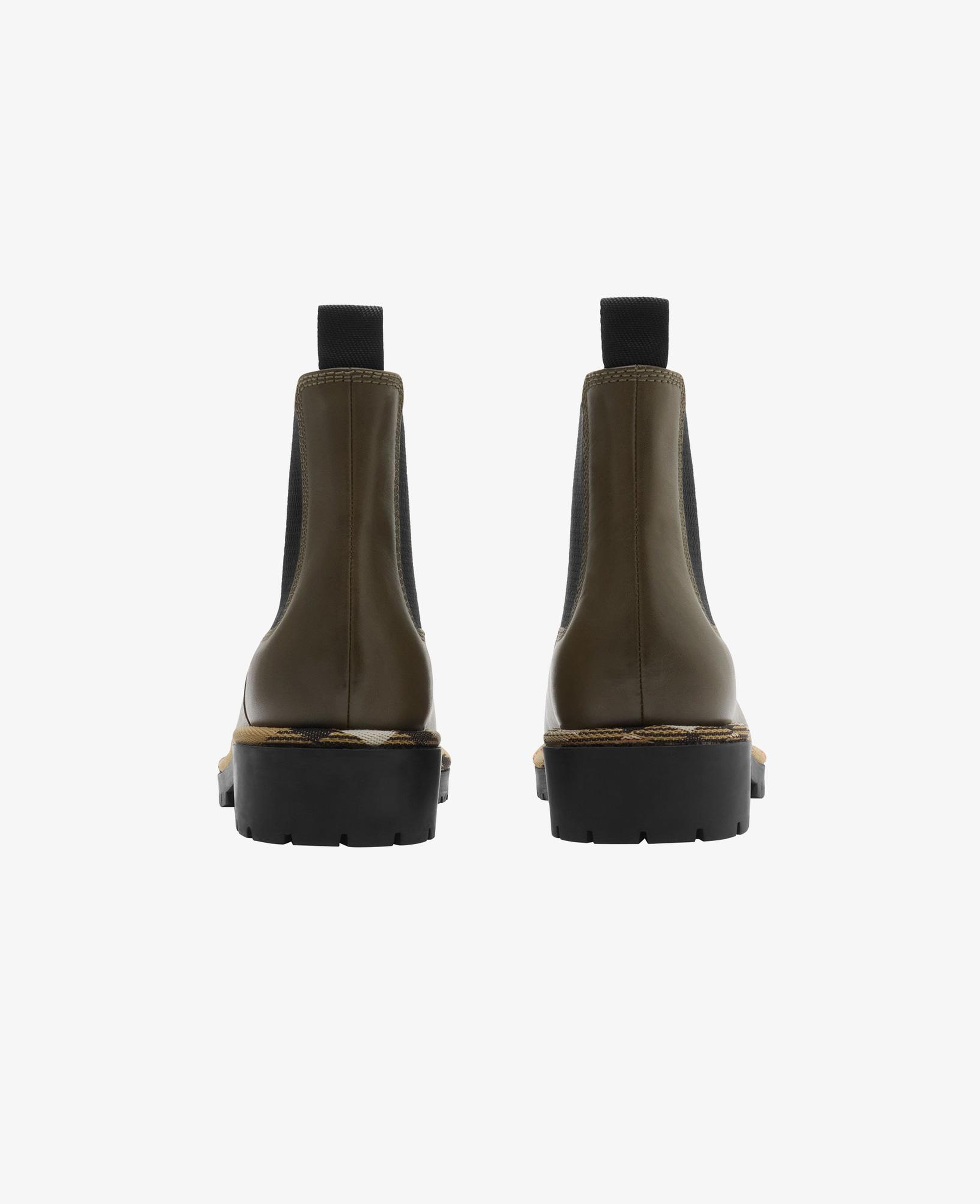Burberry Gravel Chelsea Kadın Siyah Bot
