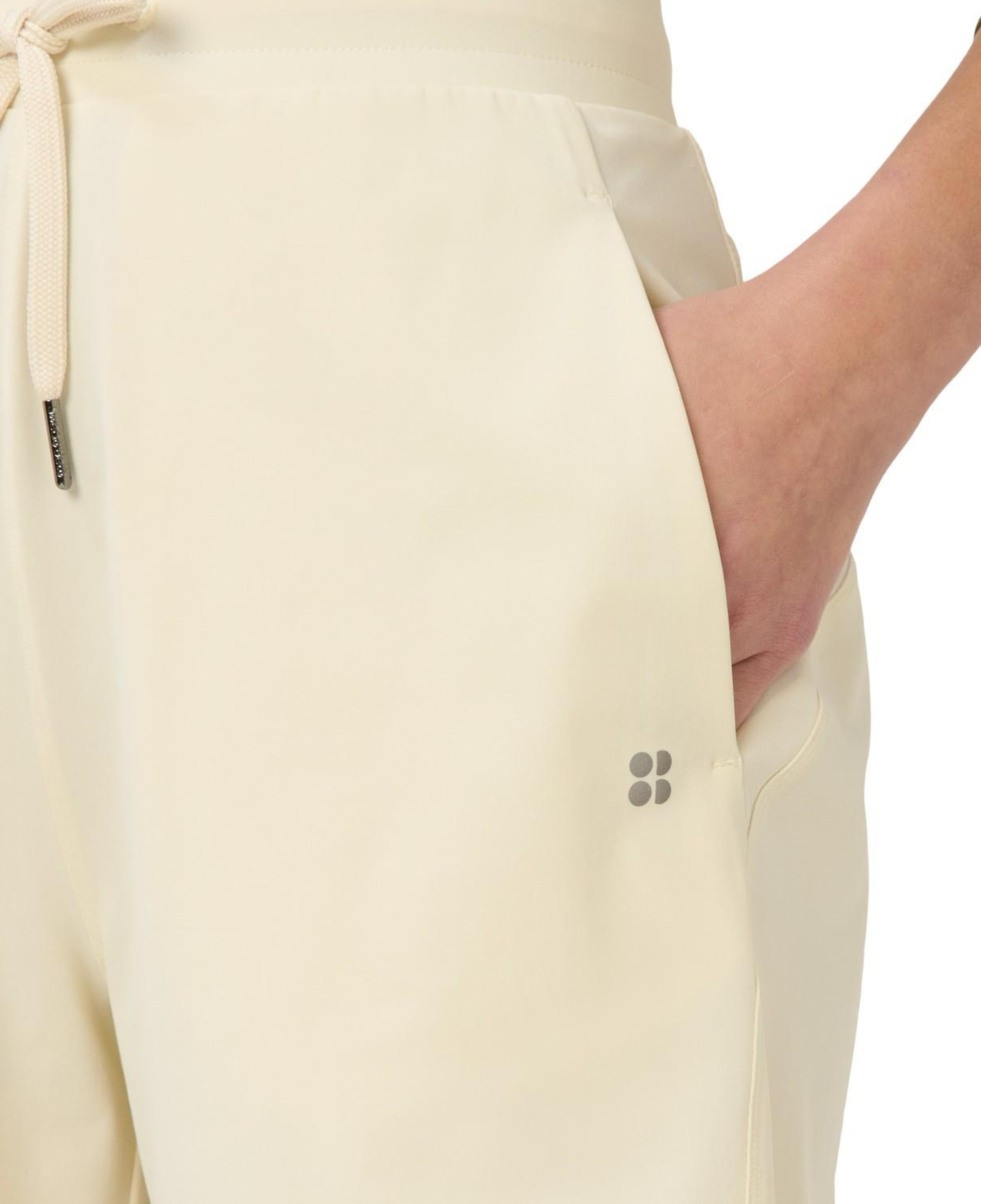 Sweaty Betty Explorer 55 Short Kadın Bej Şort
