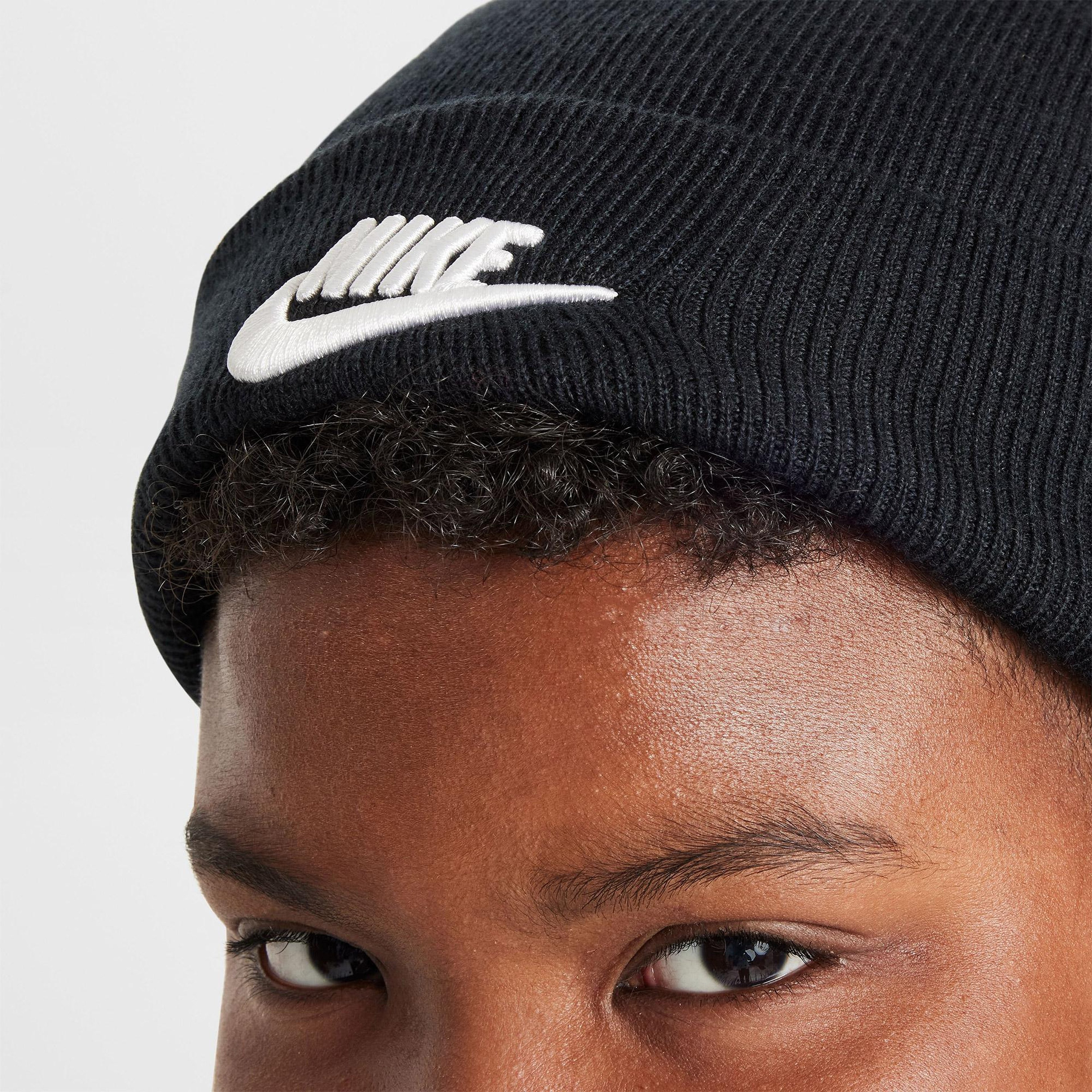 Nike Peak Genç Çocuk Siyah Bere