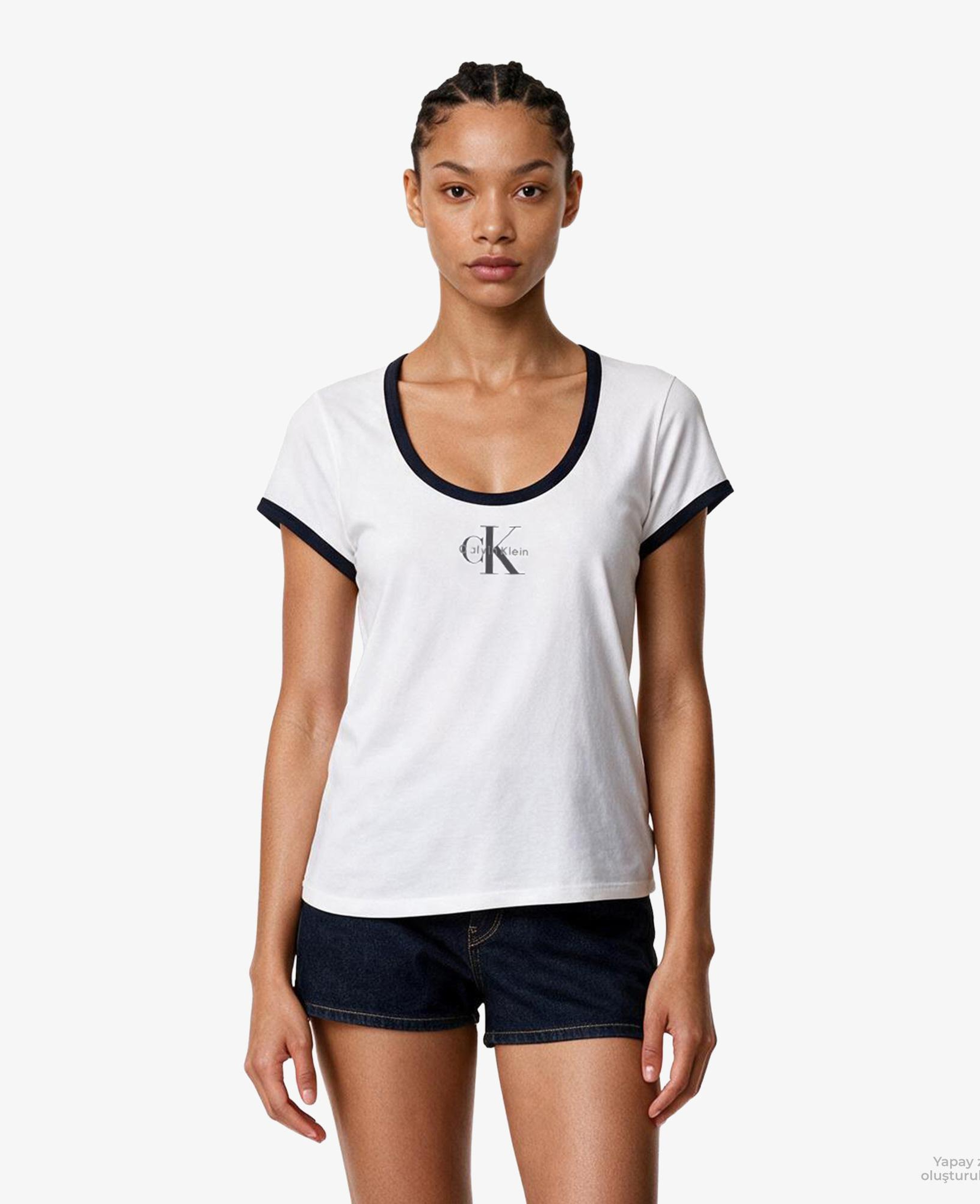 Calvin Klein Monologo Scoop Baby Kadın Beyaz T-Shirt