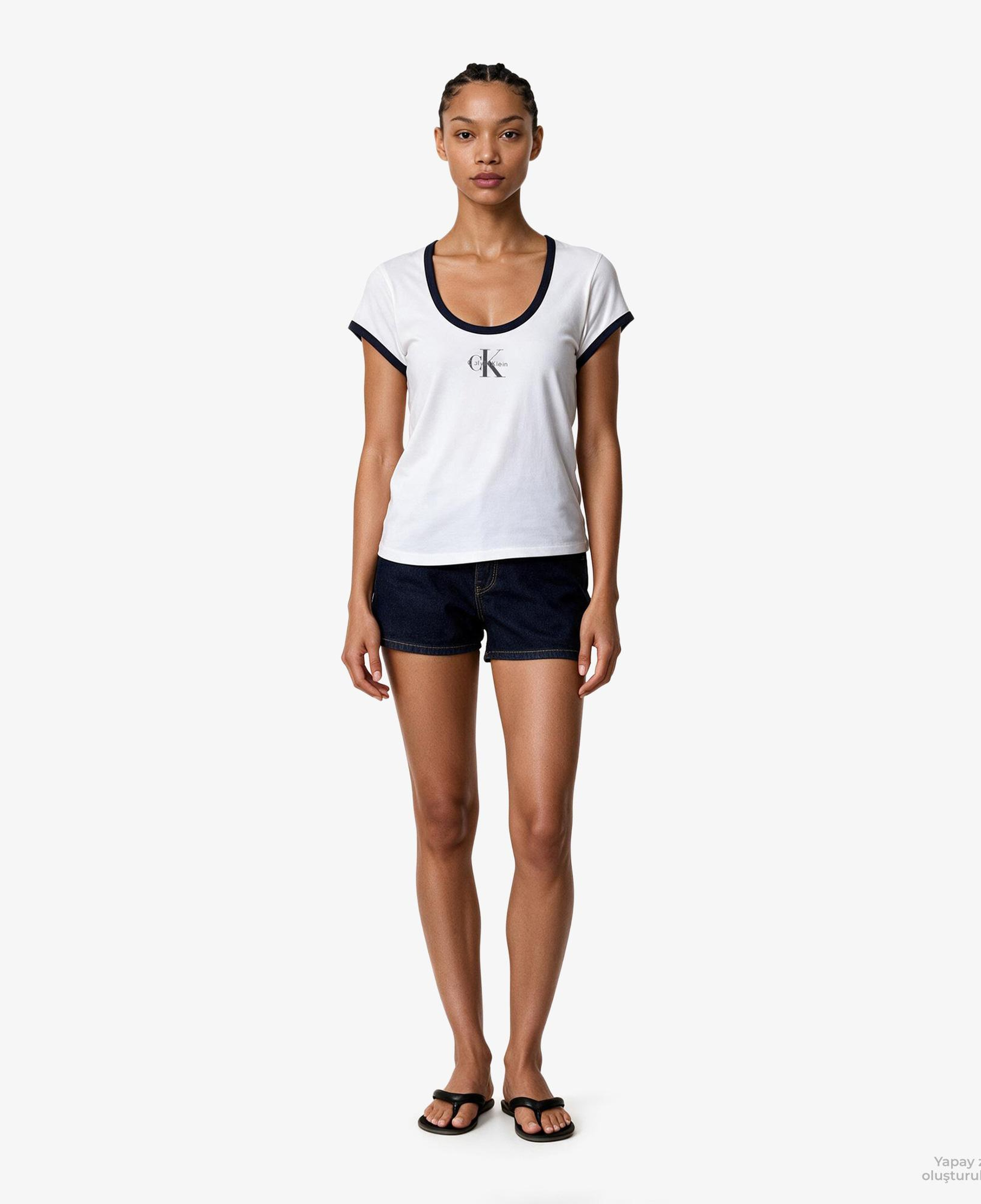 Calvin Klein Monologo Scoop Baby Kadın Beyaz T-Shirt