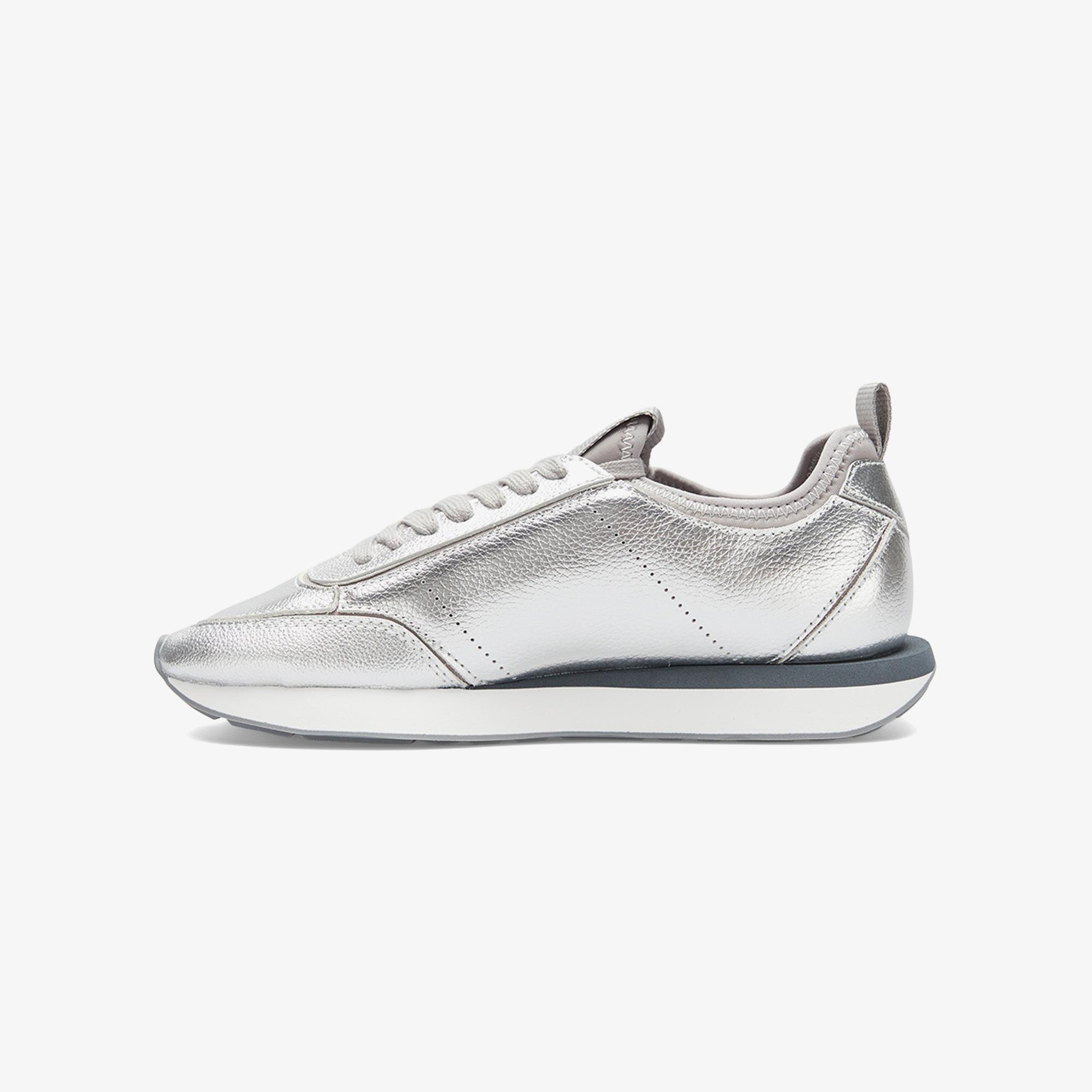Calvin Klein Retro Runner Metallic Kadın Gri Sneaker