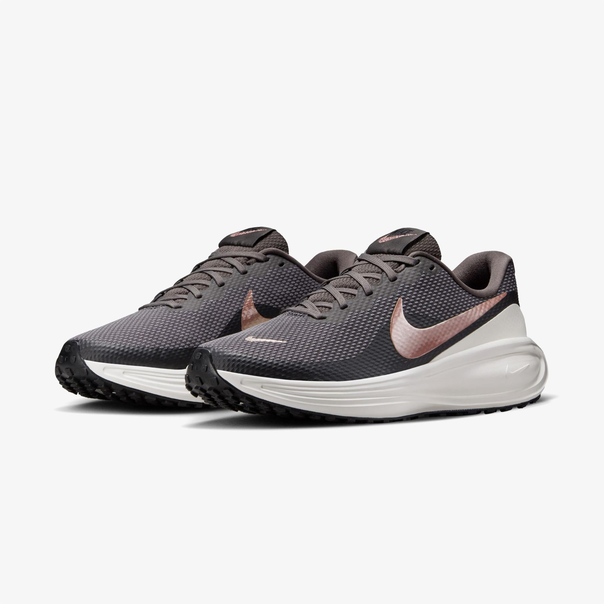 Nike Revolution 8 Kadın Gri Koşu Ayakkabısı
