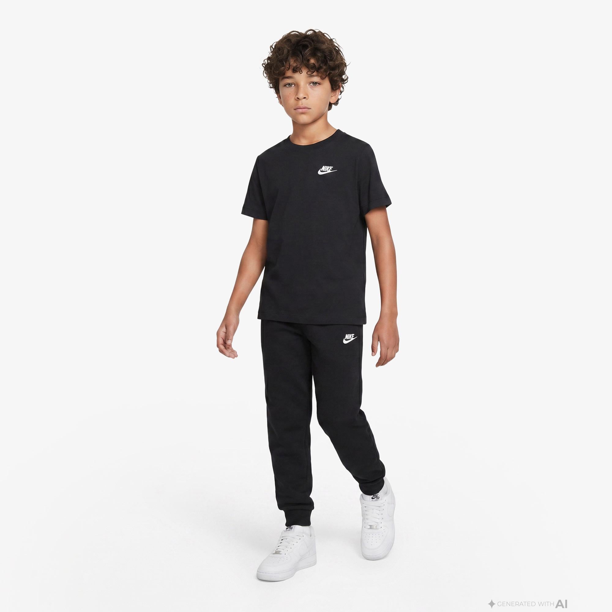 Nike Sportswear Futura Çocuk Siyah T-Shirt