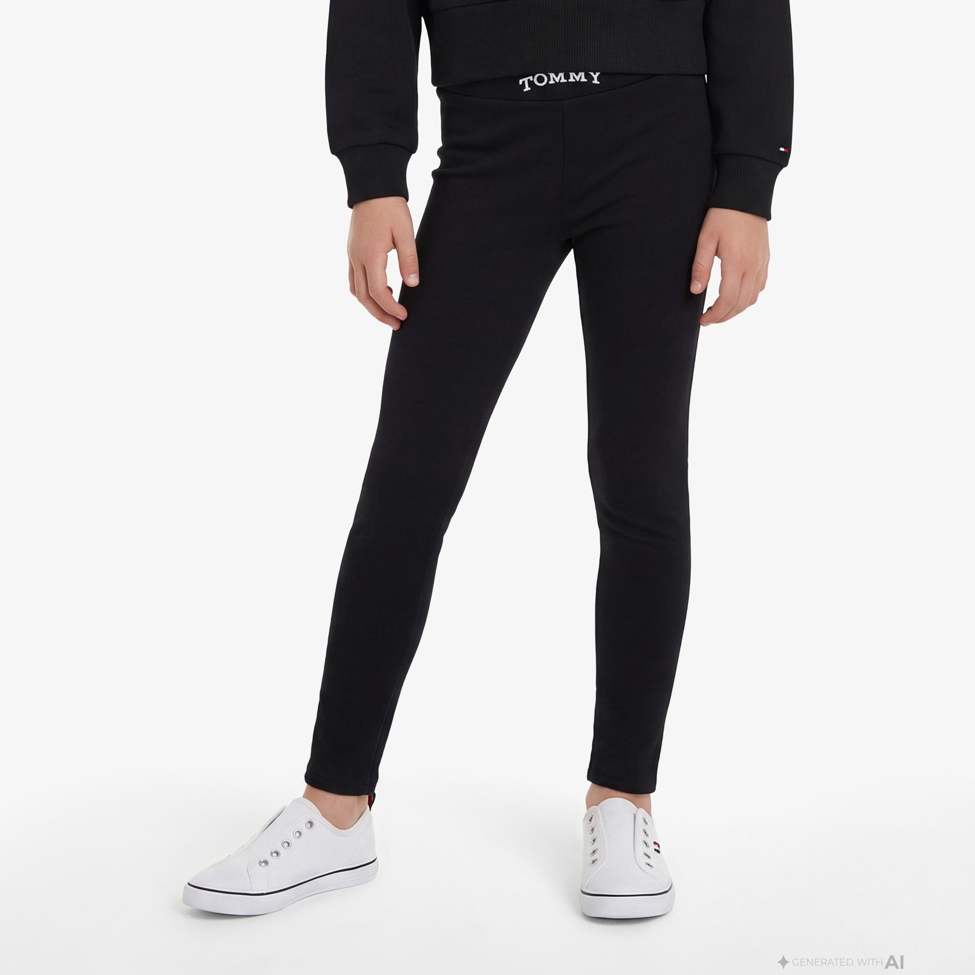 Tommy Hilfiger Essentials Çocuk Siyah Eşofman Takımı