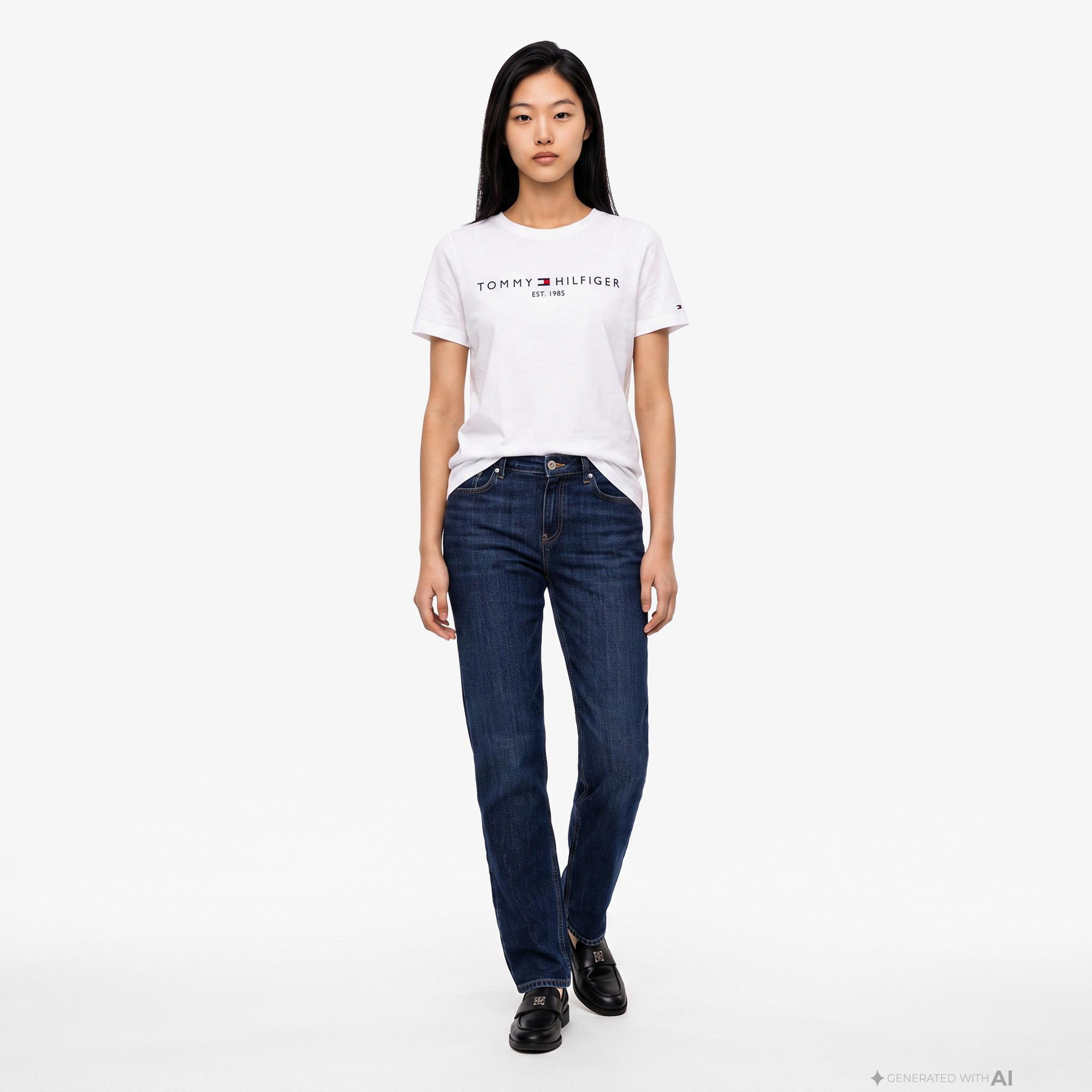 Tommy Hilfiger Corp Logo Kadın Beyaz Crop T-Shirt