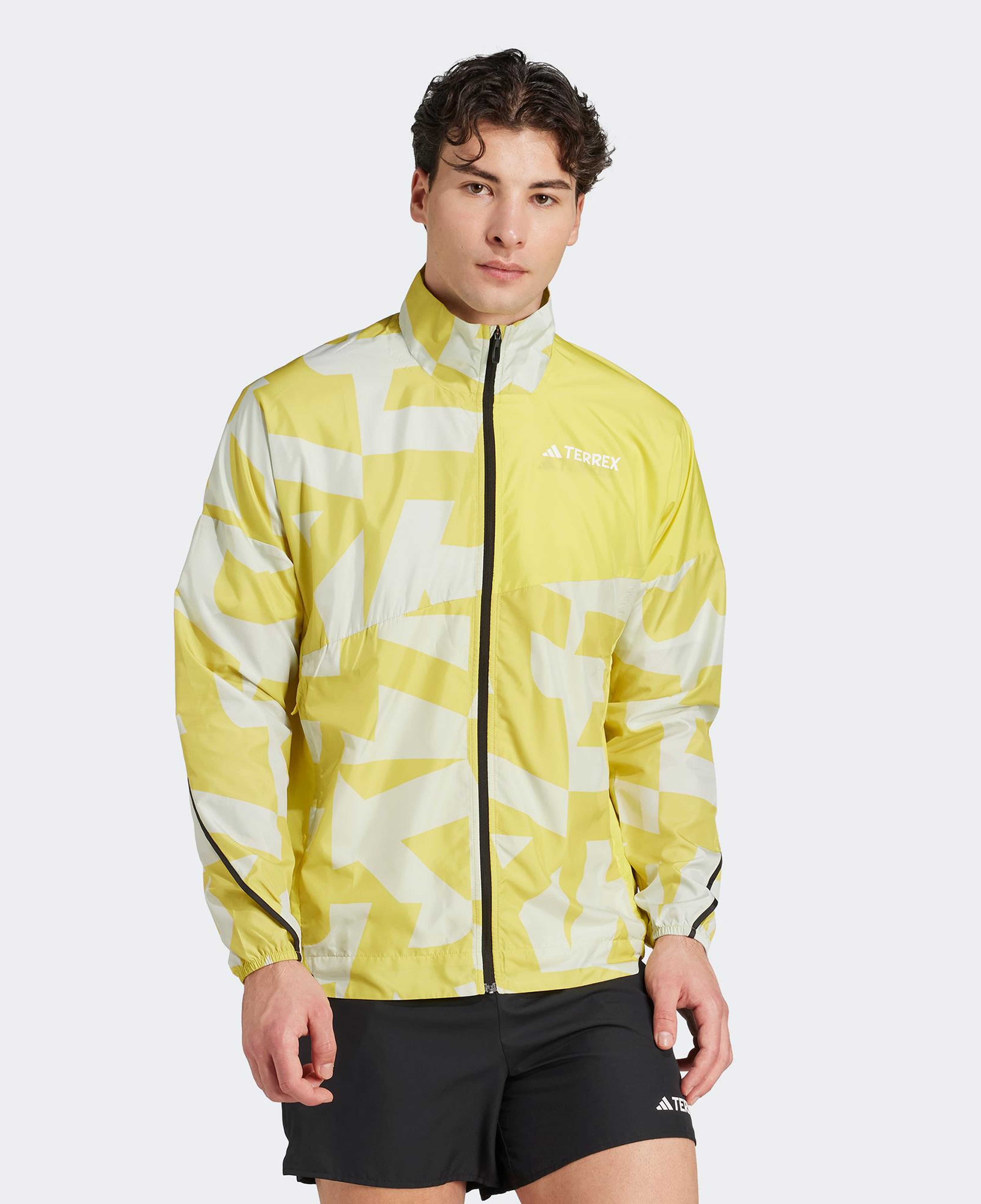 adidas Terrex Multi Printed Wind Erkek Sarı Ceket