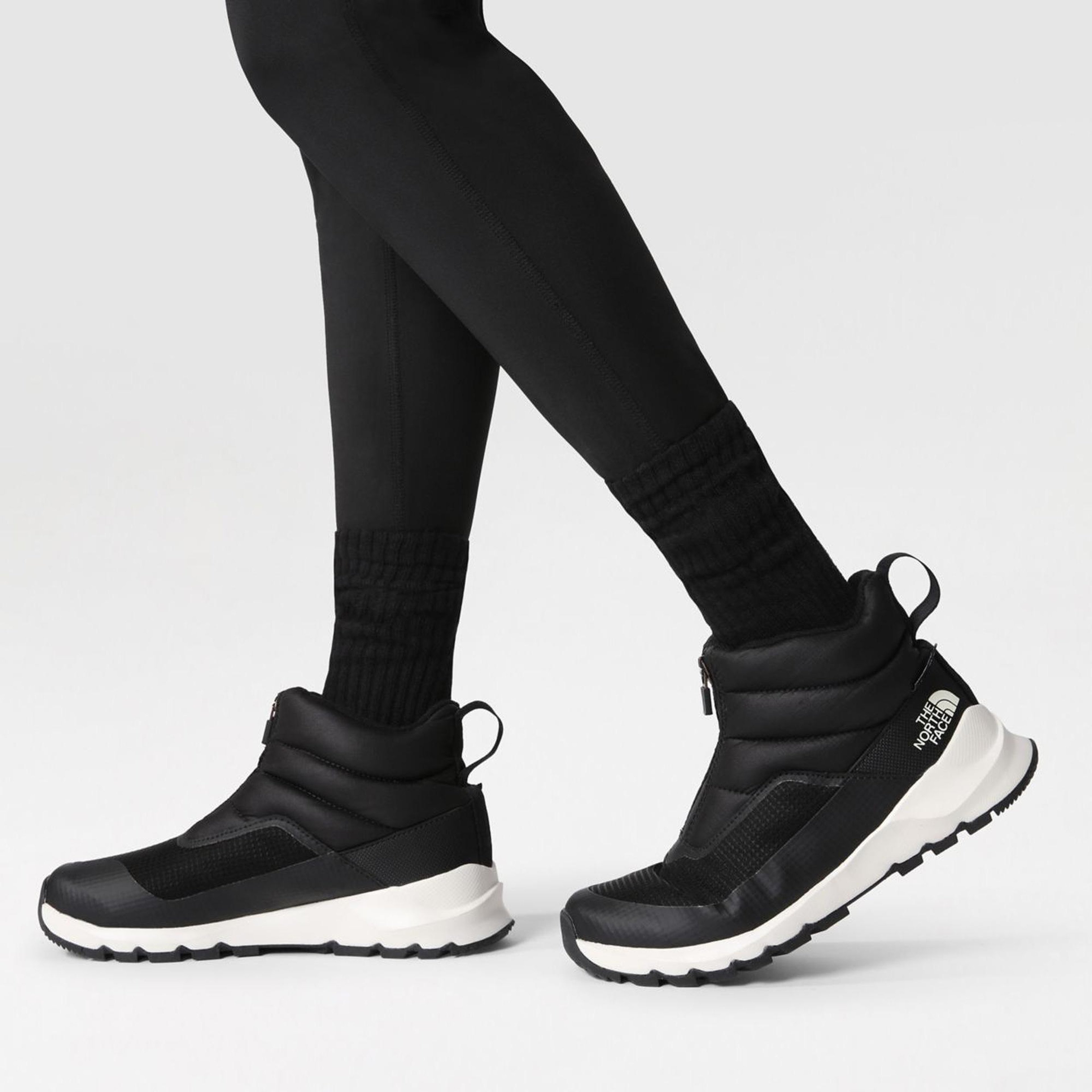 The North Face ThermoBall Fermuarlı Siyah Kadın Bot