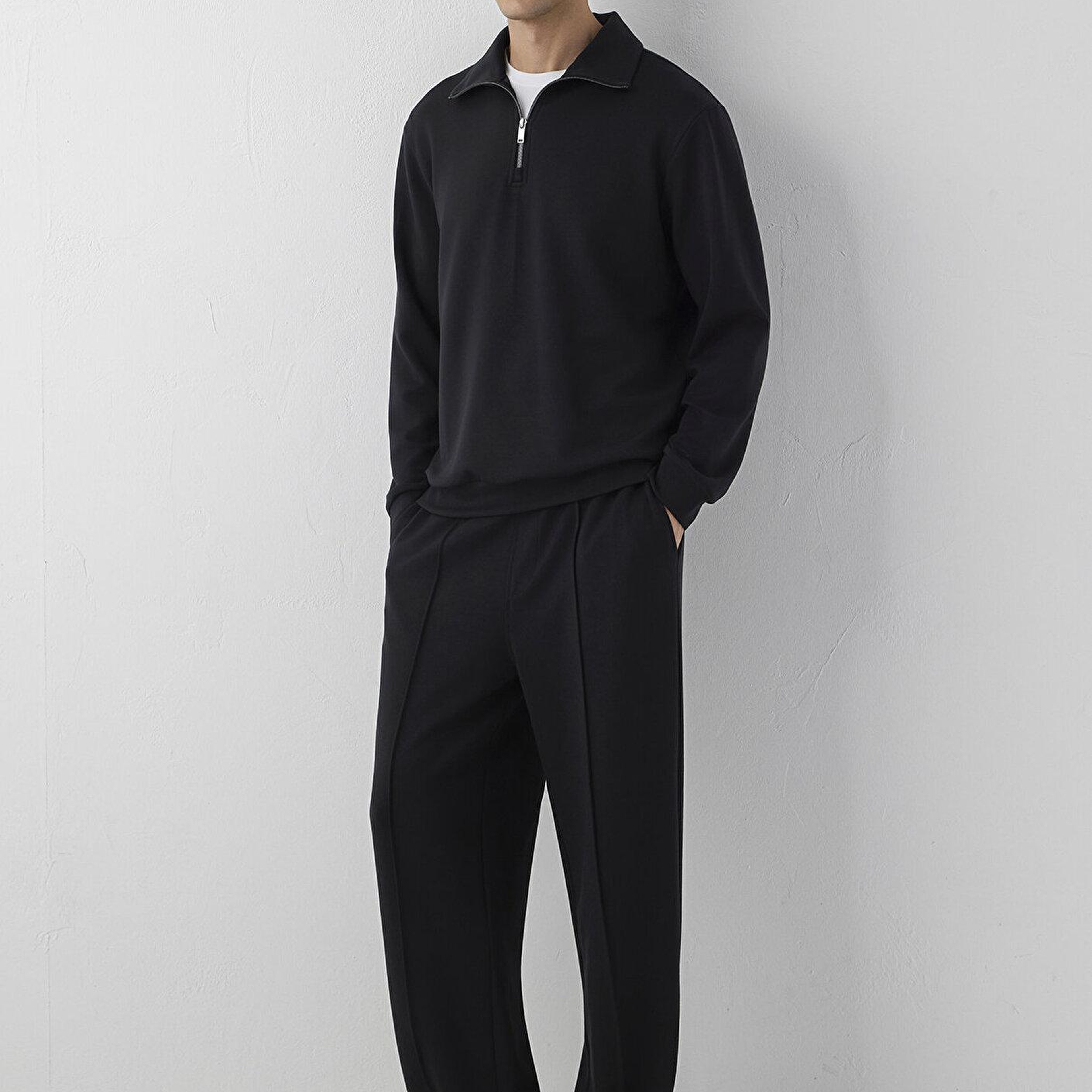 Mavi (Tencel™) Modal Karışımlı Siyah Eşofman Altı 0024586-900