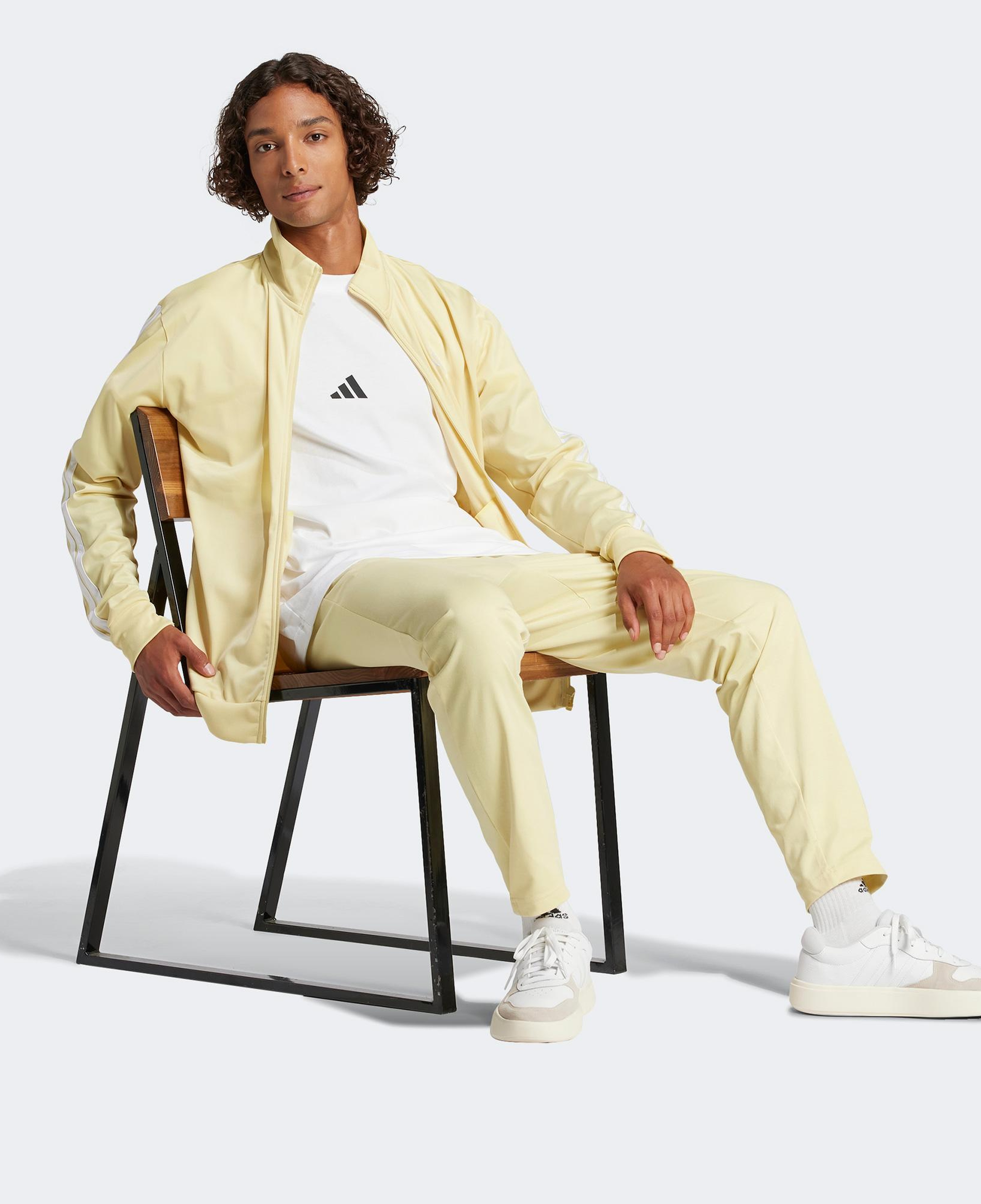 adidas Future Icon Small Erkek Beyaz T-Shirt