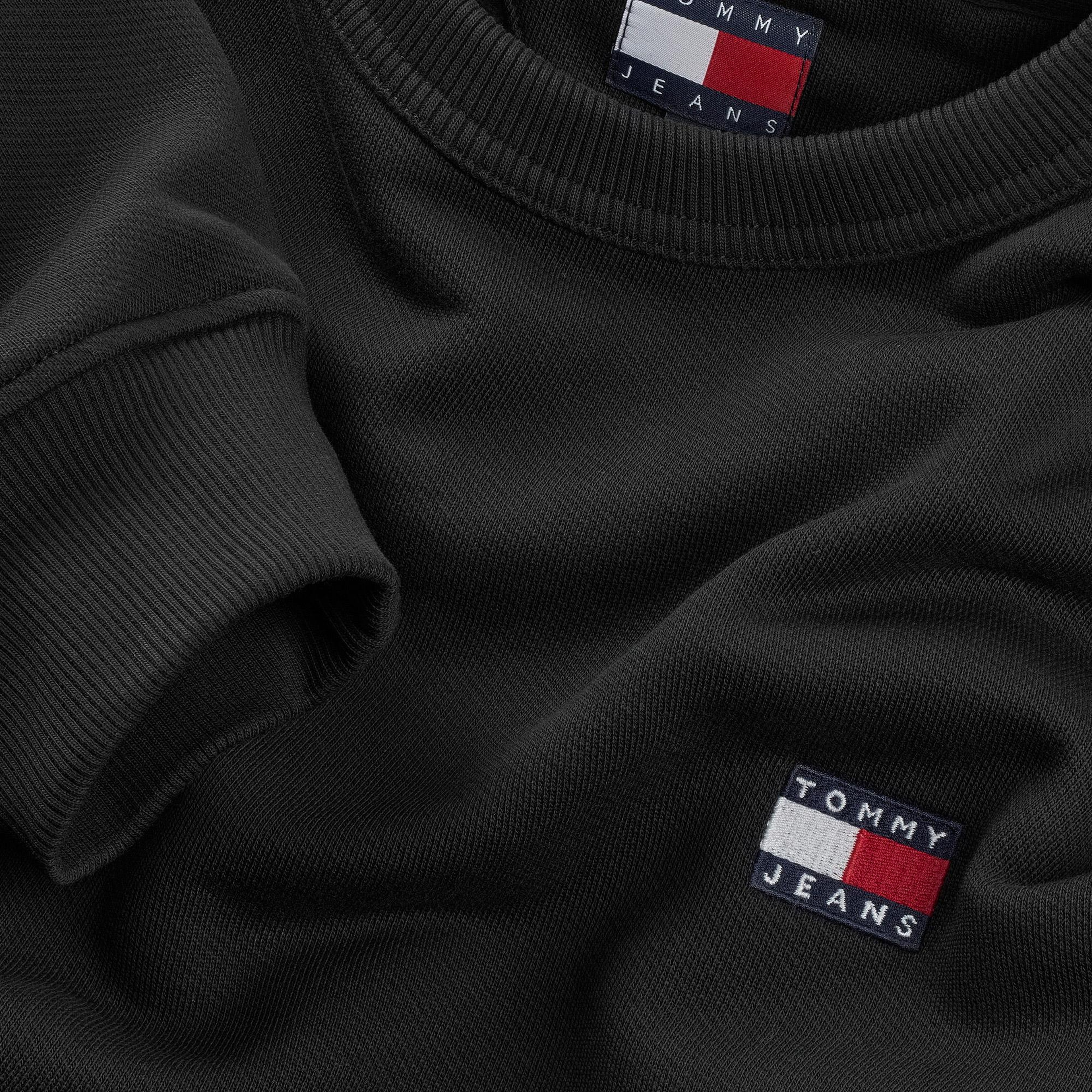 Tommy Jeans Bxy Badge Crew Kadın Siyah Sweatshirt