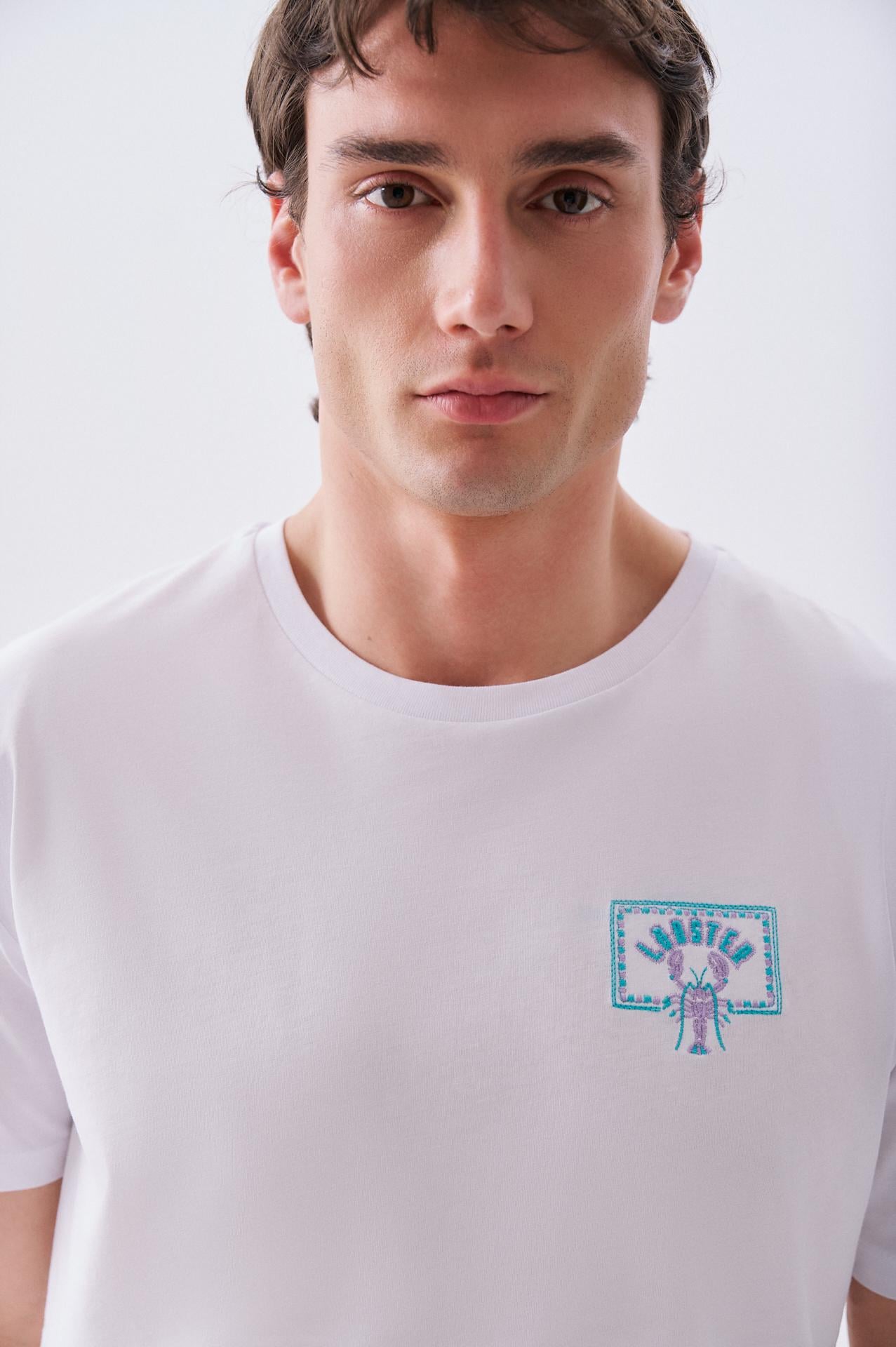 Erkek Beyaz Comfort Fit Nakışlı Bisiklet Yaka T-Shirt