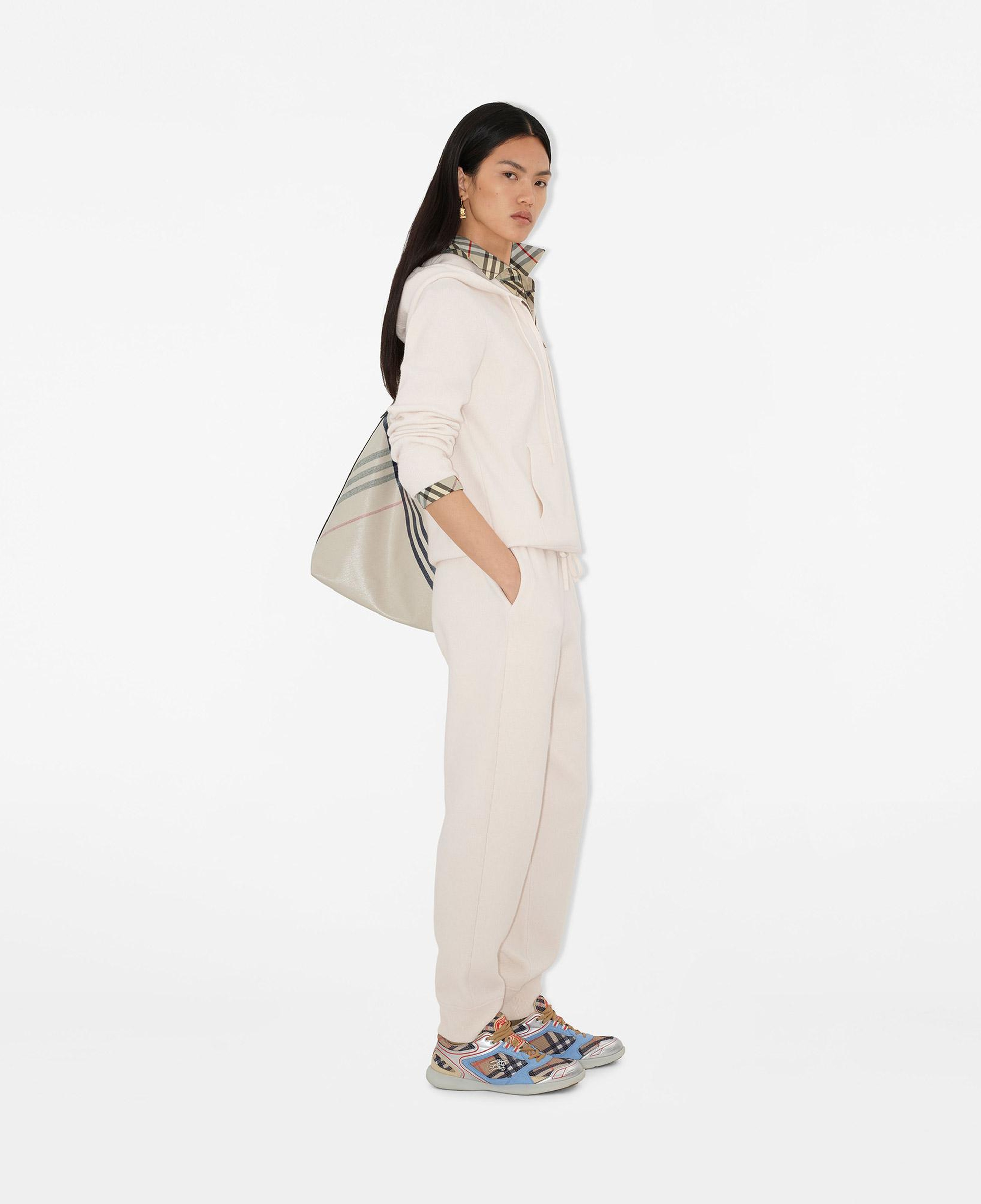Burberry Cashmere Blend Jogging Kadın Beyaz Pantolon