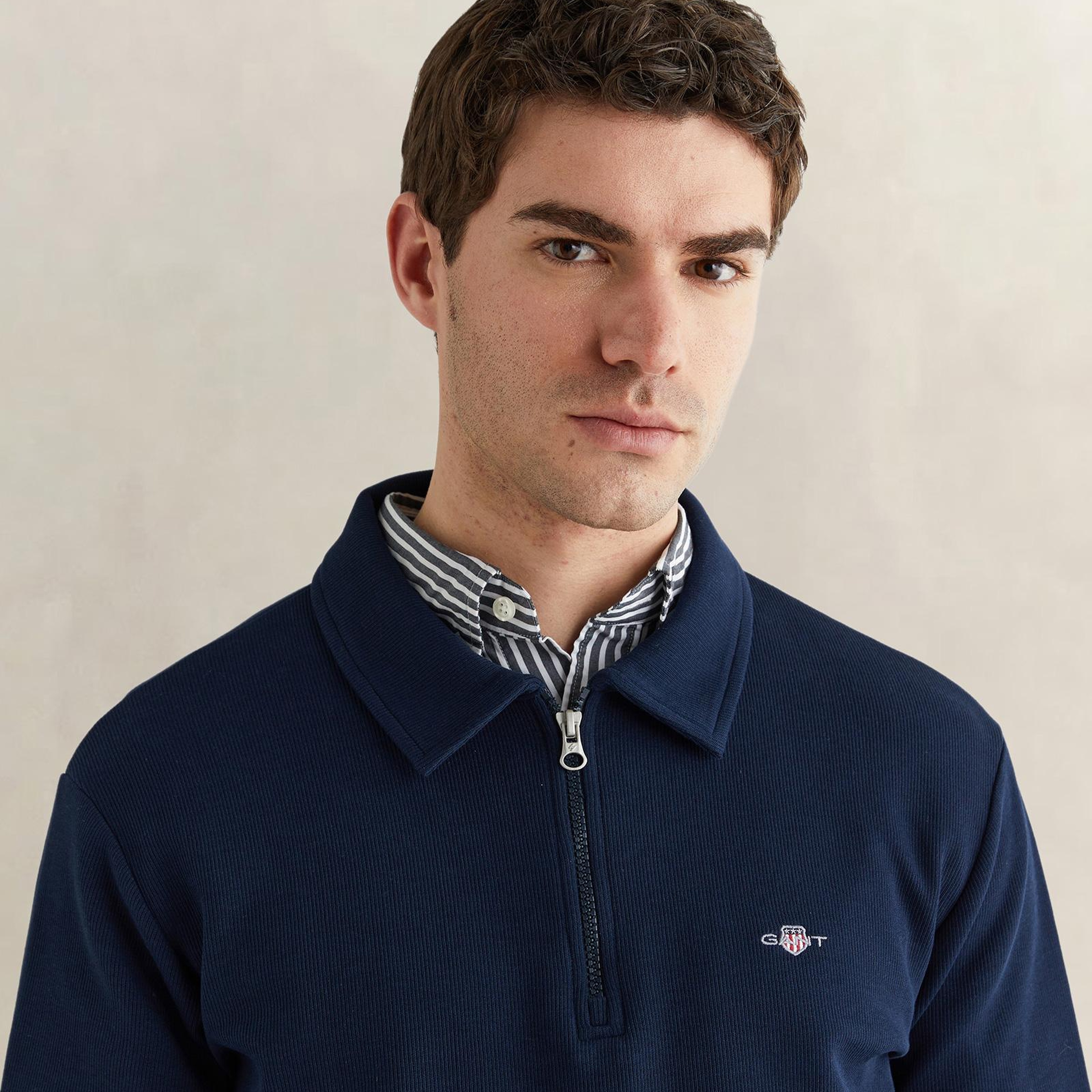 GANT Erkek Lacivert Regular Fit Yarım Fermuarlı Logolu Sweatshirt