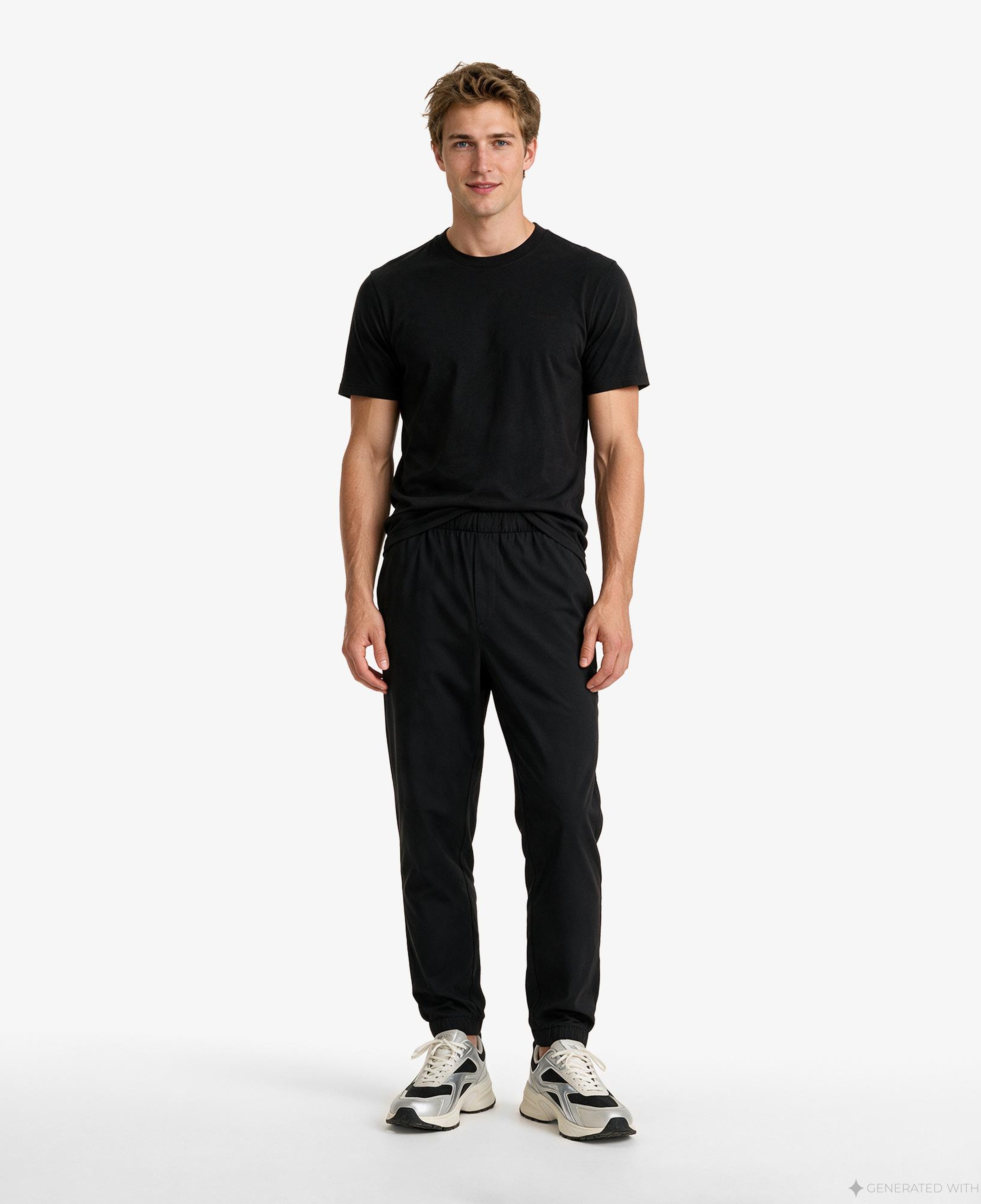 Calvin Klein Slim Tech Pull-On Erkek Siyah Pantolon