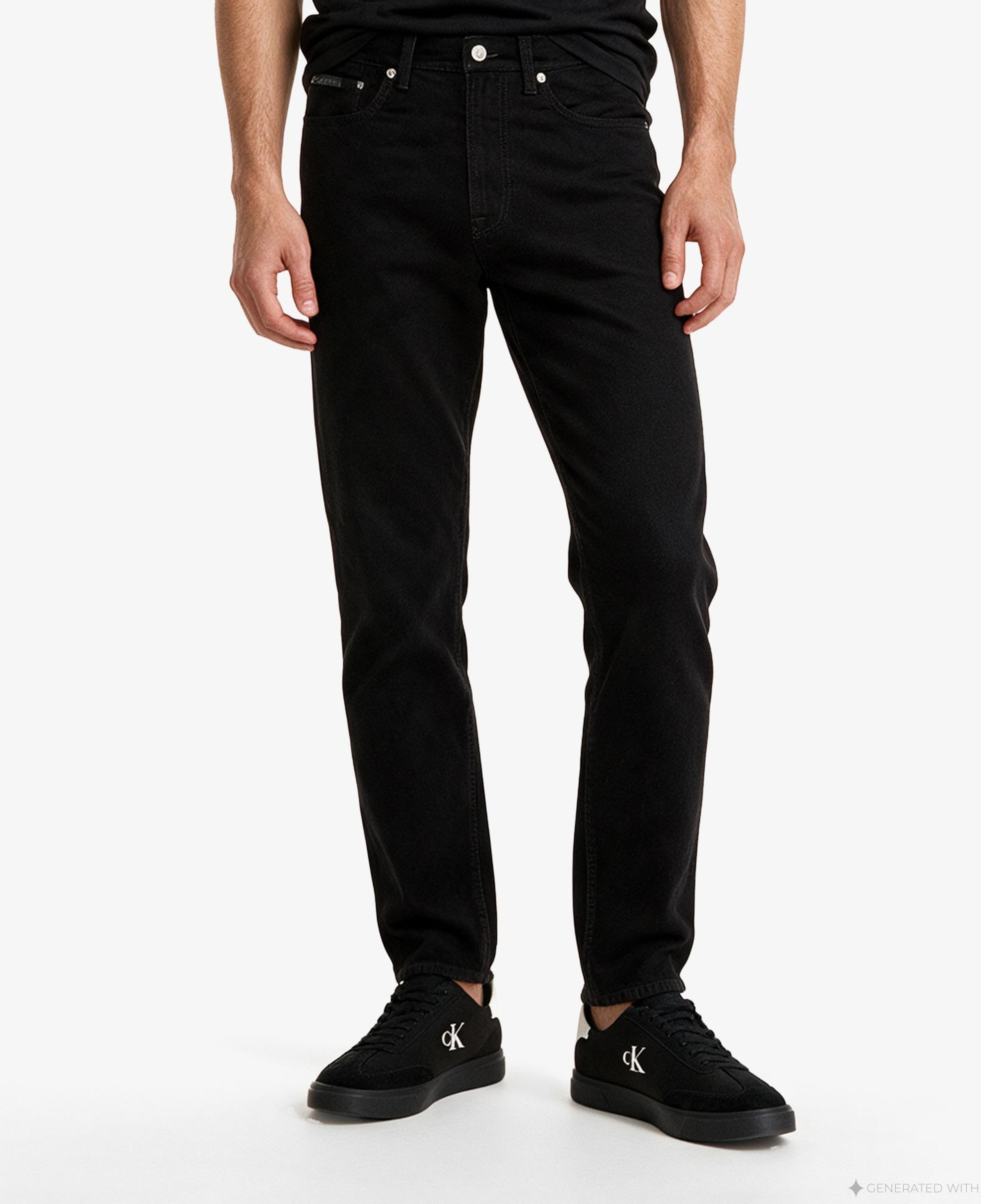Calvin Klein Classic Taper Erkek Siyah Jean