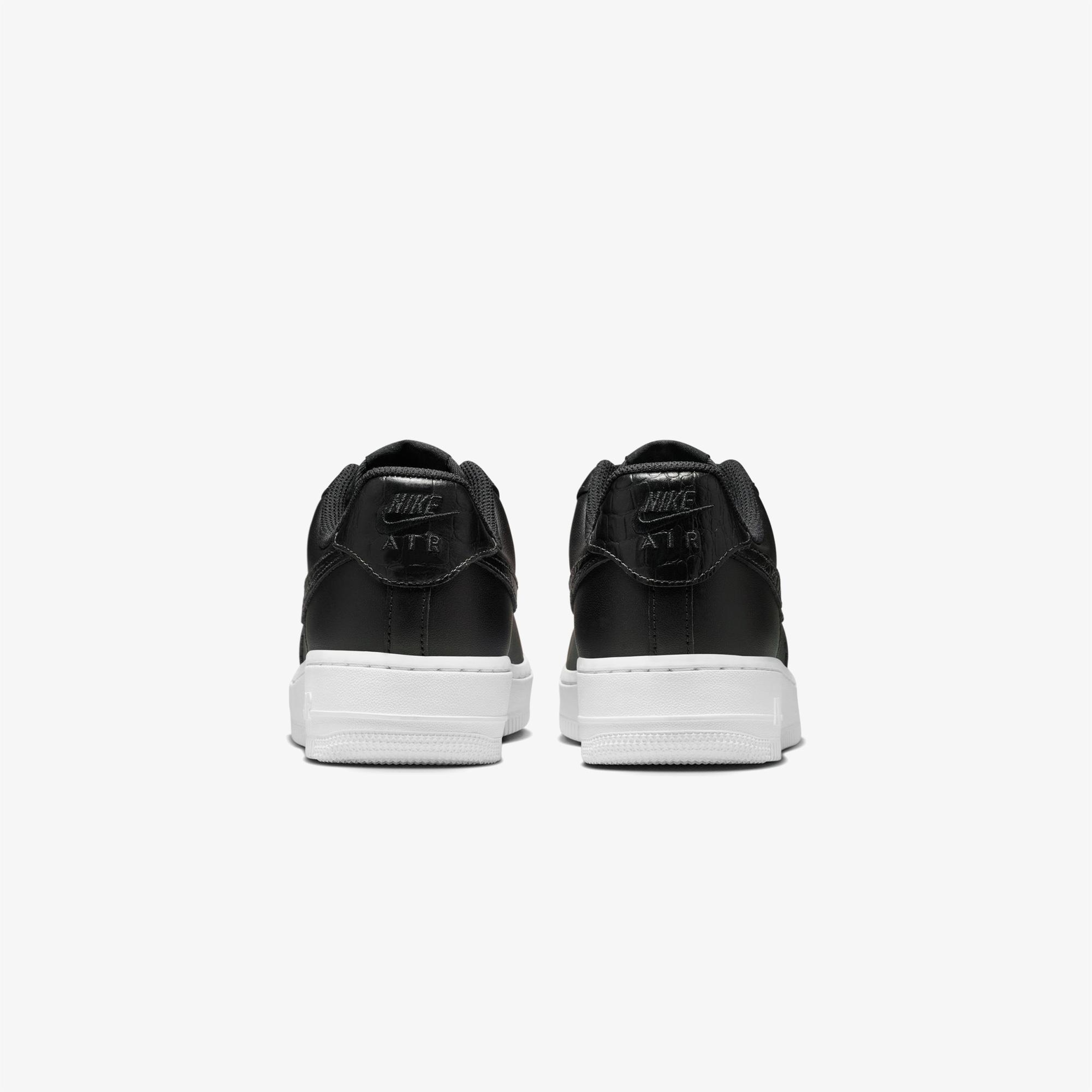 Nike Air Force 1 '07 SE Kadın Siyah Spor Ayakkabı