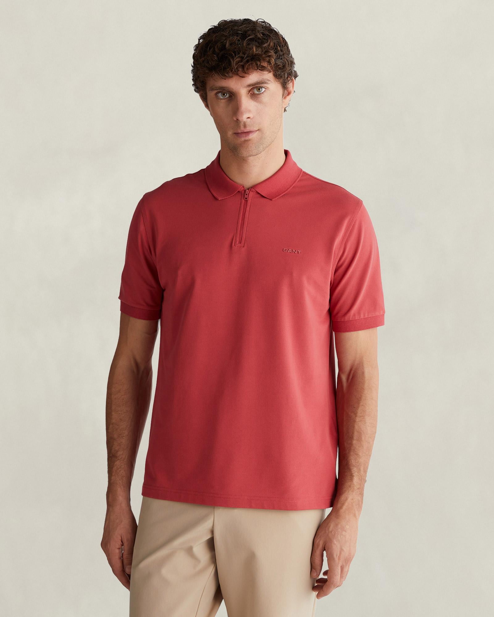 GANT Erkek Kırmızı Regular Fit Yarım Fermuarlı Polo Yaka T-Shirt