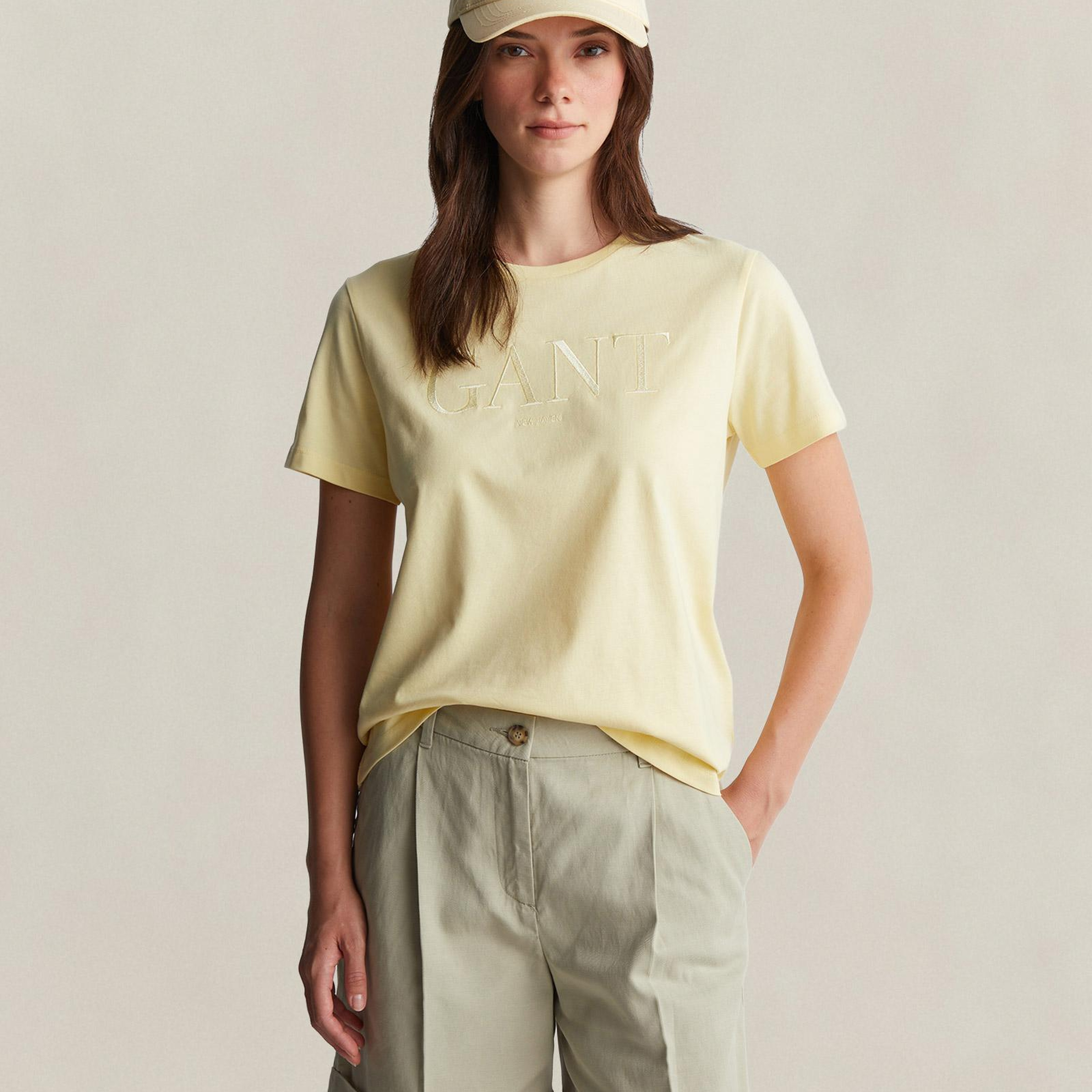 GANT Kadın Sarı Bisiklet Yaka Regular Fit T-Shirt