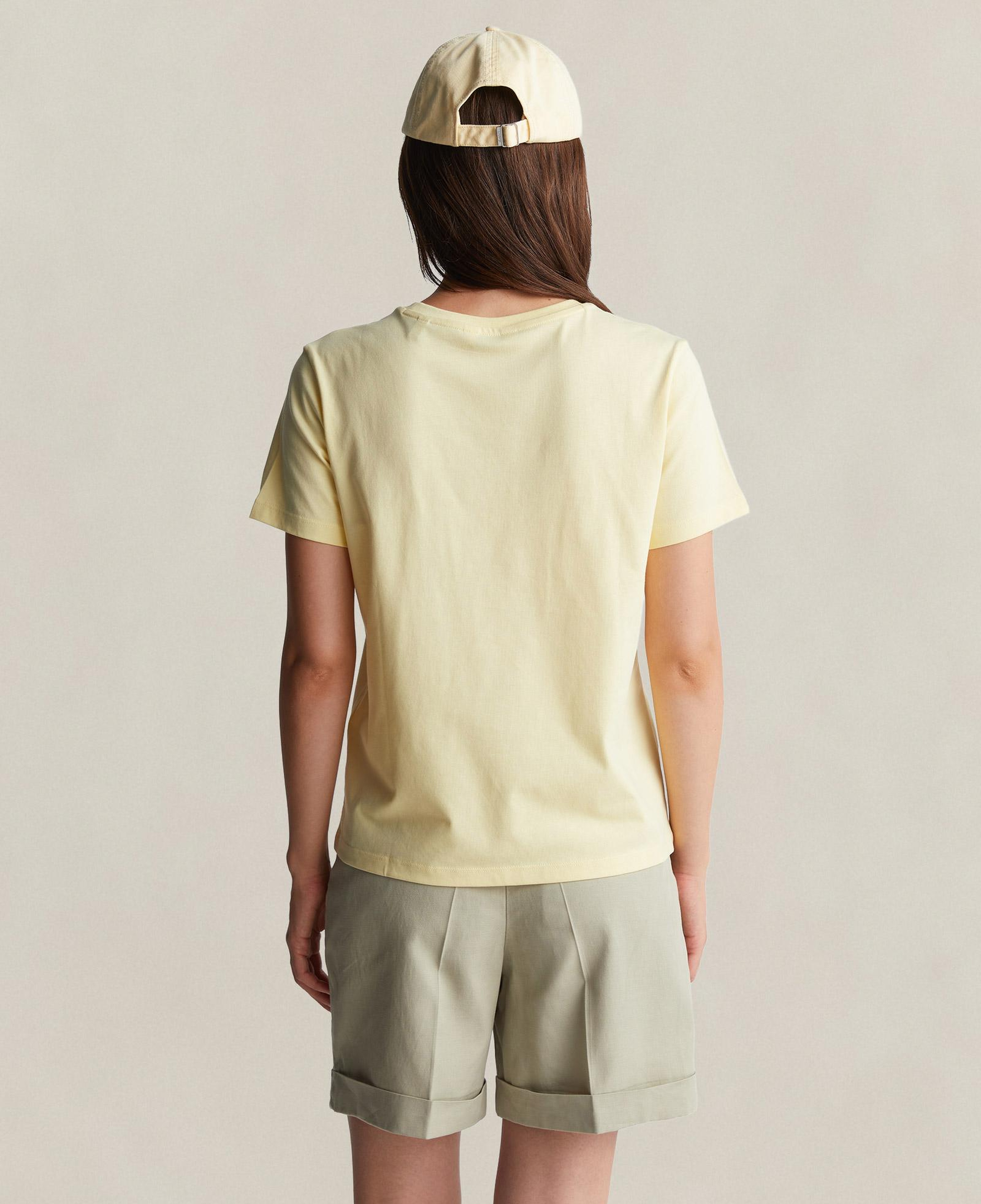 GANT Kadın Sarı Bisiklet Yaka Regular Fit T-Shirt