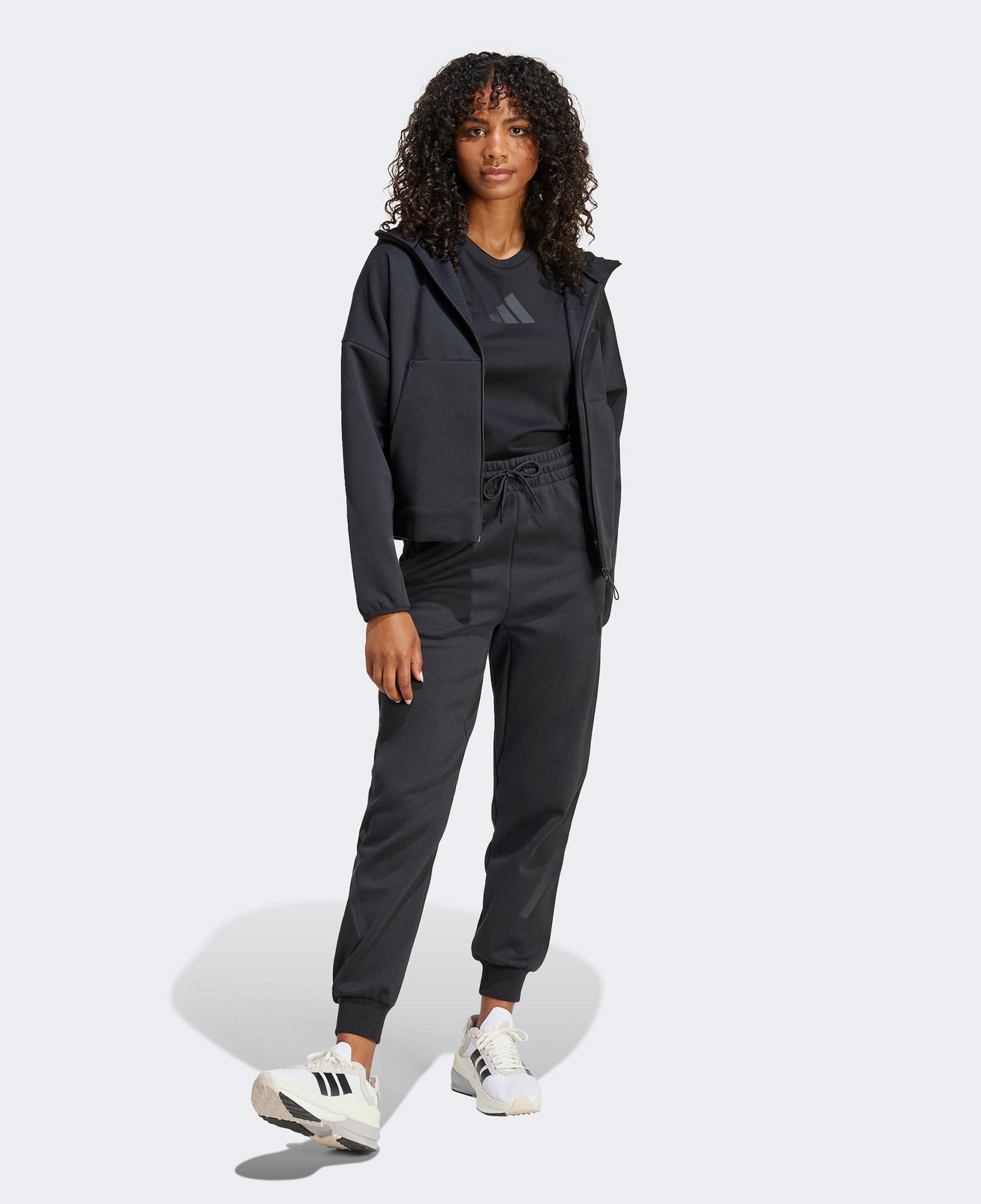 adidas ZNE Kadın Siyah Günlük Sweatshirt