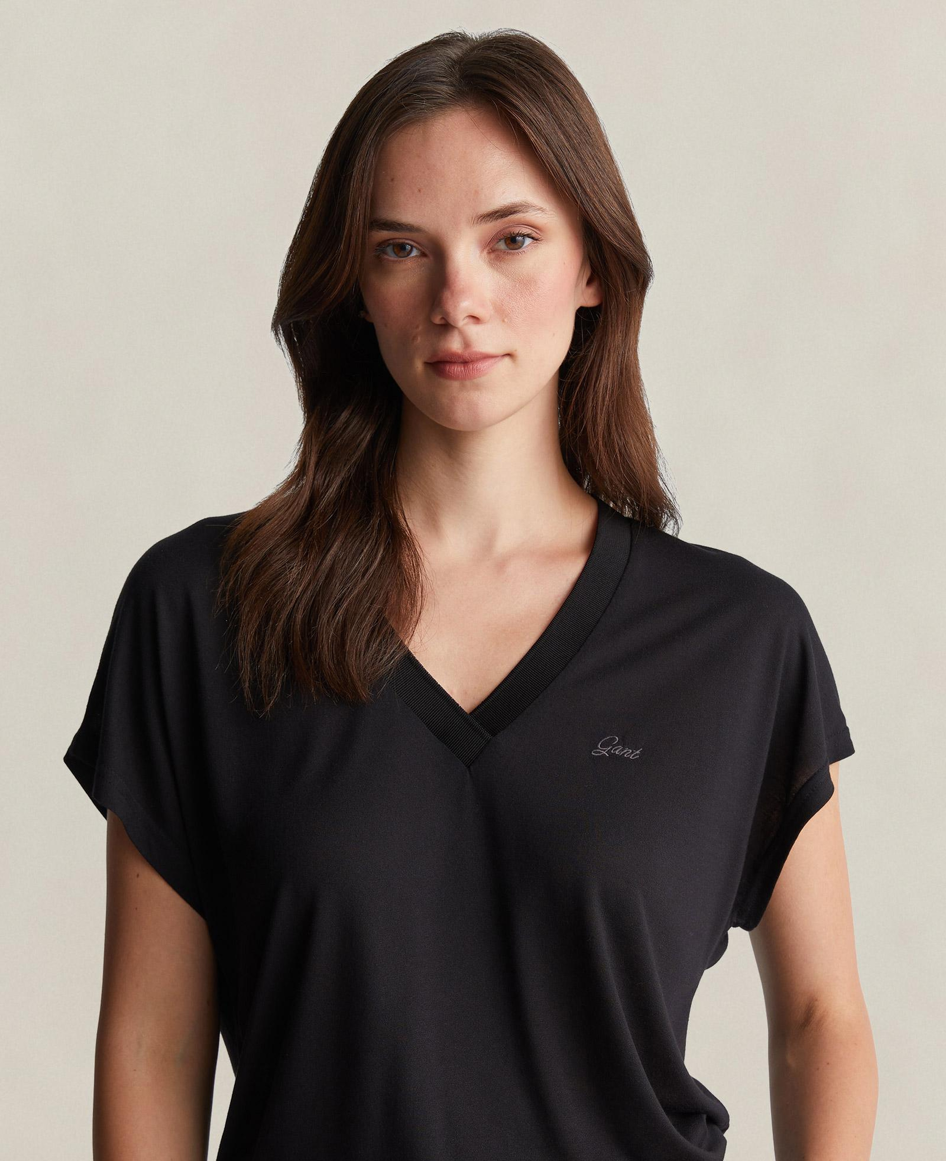 GANT Kadın Siyah V Yaka Regular Fit T-Shirt