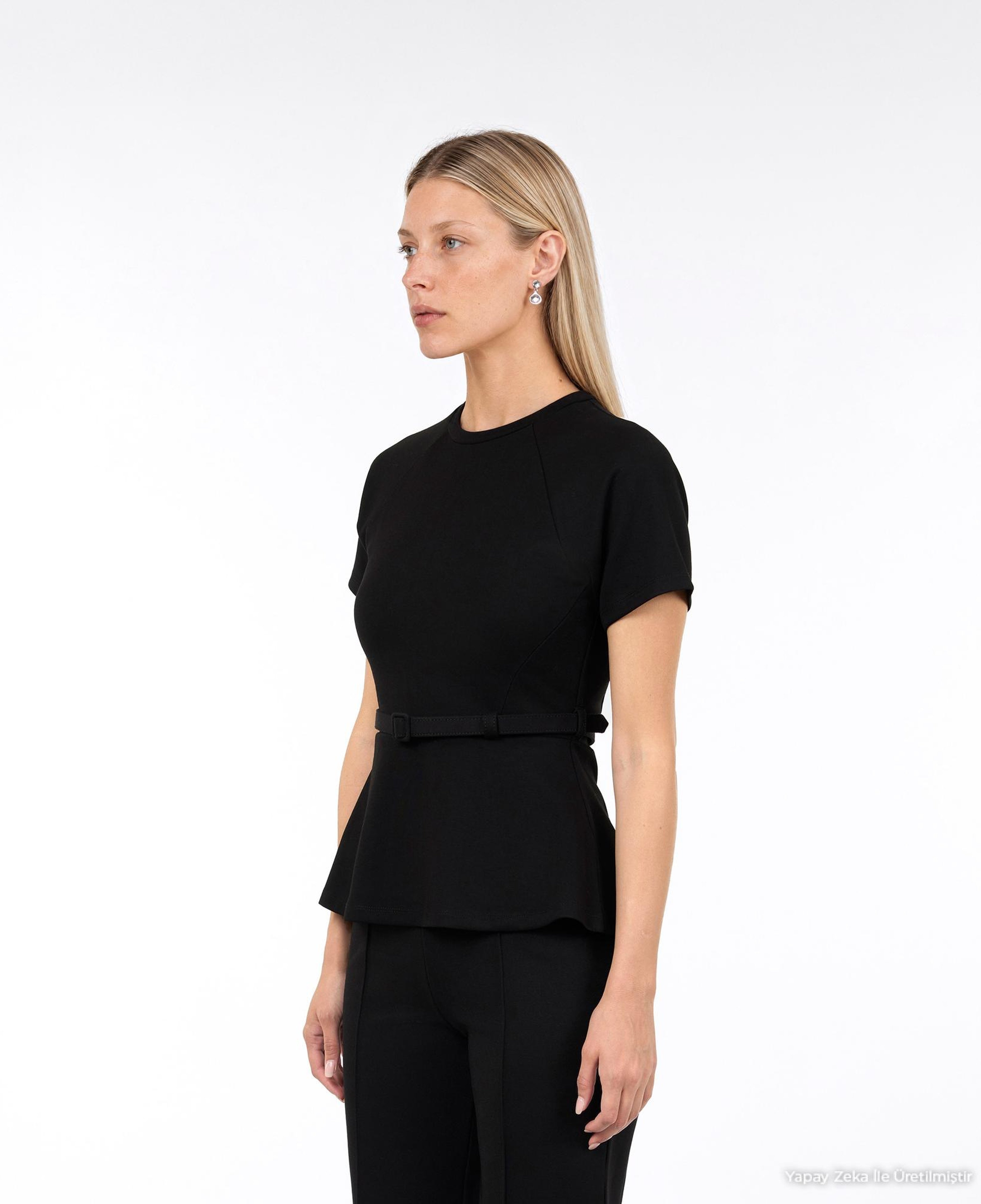 YARGICI Kemer Detaylı Kısa Kol T-shirt