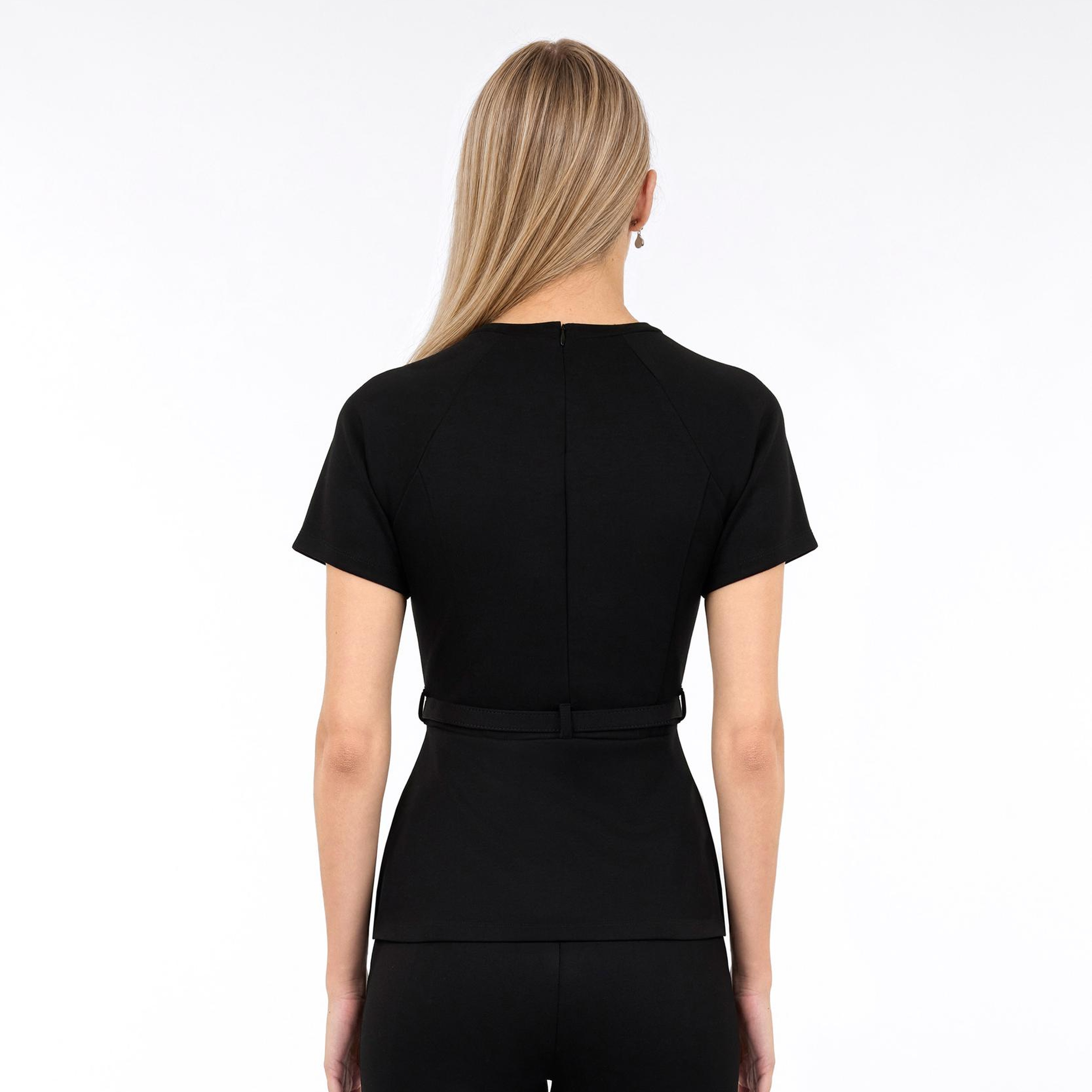 YARGICI Kemer Detaylı Kısa Kol T-shirt