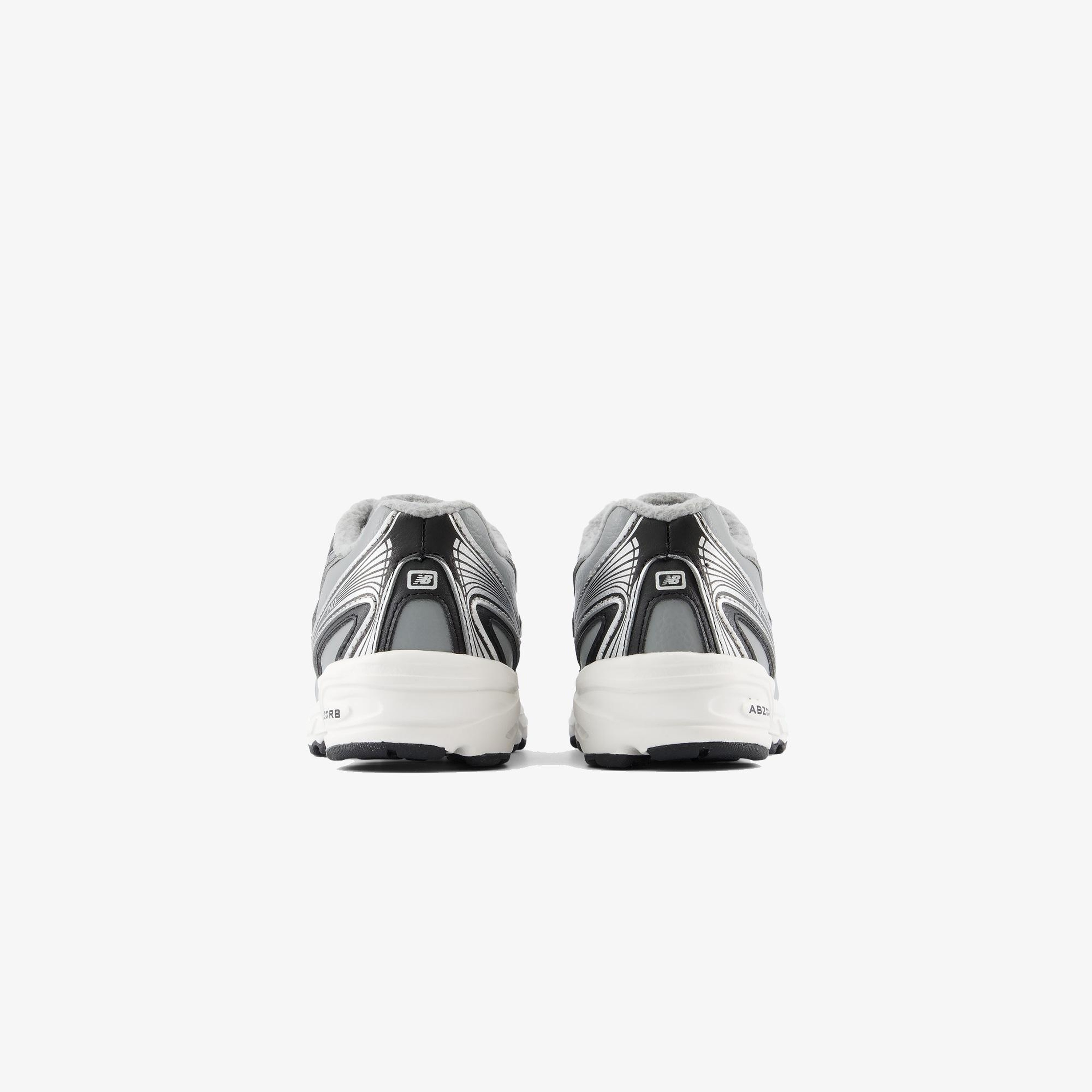 New Balance 740 Çocuk Bej Spor Ayakkabı